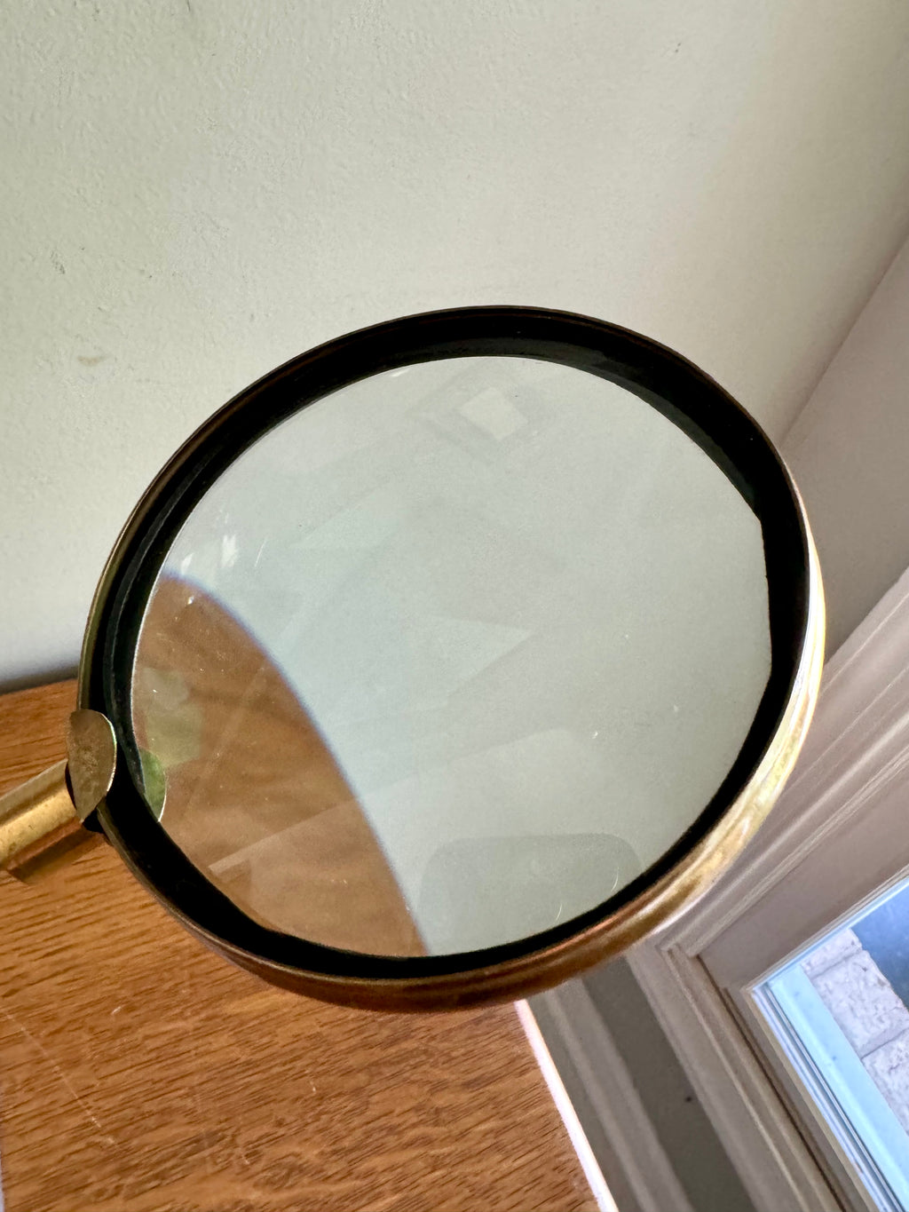 Vintage Solid Brass Magnifying Glass Stand | Desk Top Magnifying Glass on Stand | Adjustable Magnifying Stand | Standing Magnifying Glass