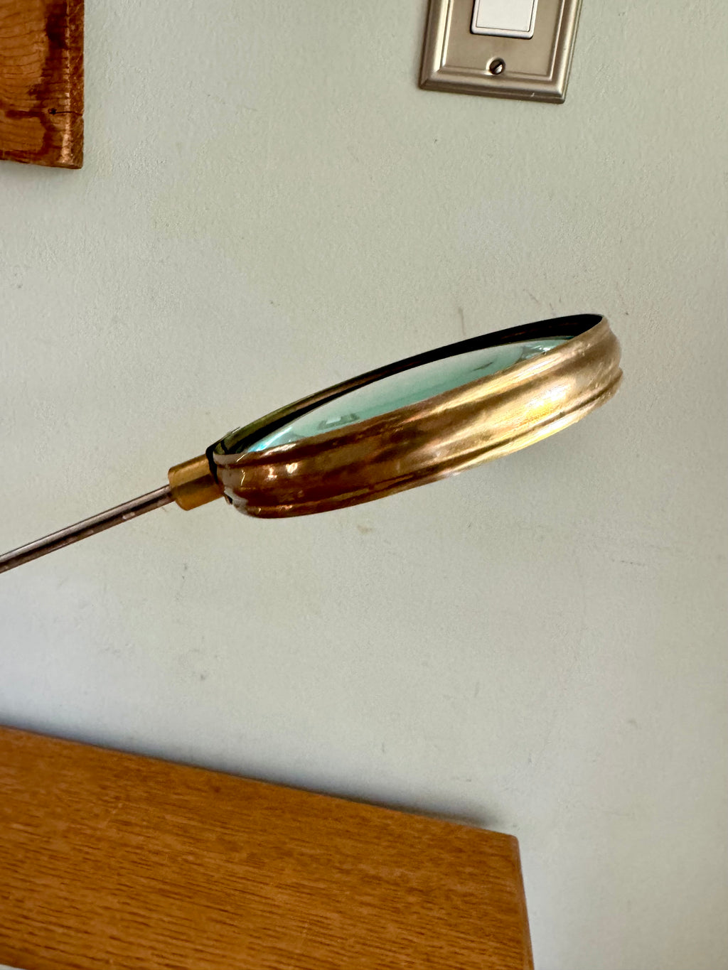 Vintage Solid Brass Magnifying Glass Stand | Desk Top Magnifying Glass on Stand | Adjustable Magnifying Stand | Standing Magnifying Glass