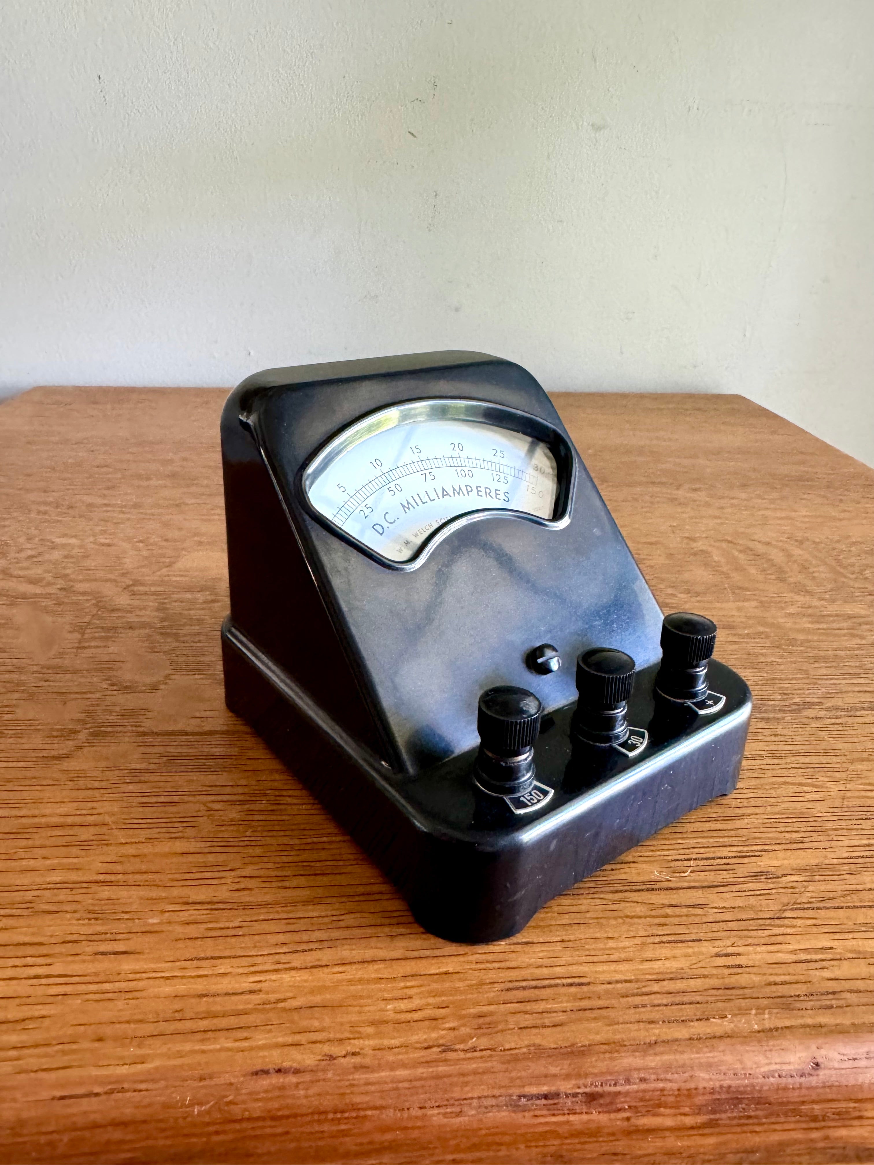 Vintage Welch Scientific Co. D.C. Milliamperes Meter | Black Bakelite Welch Scientific Co Milliamp Meter| Industrial Lab Equipment Amp Meter
