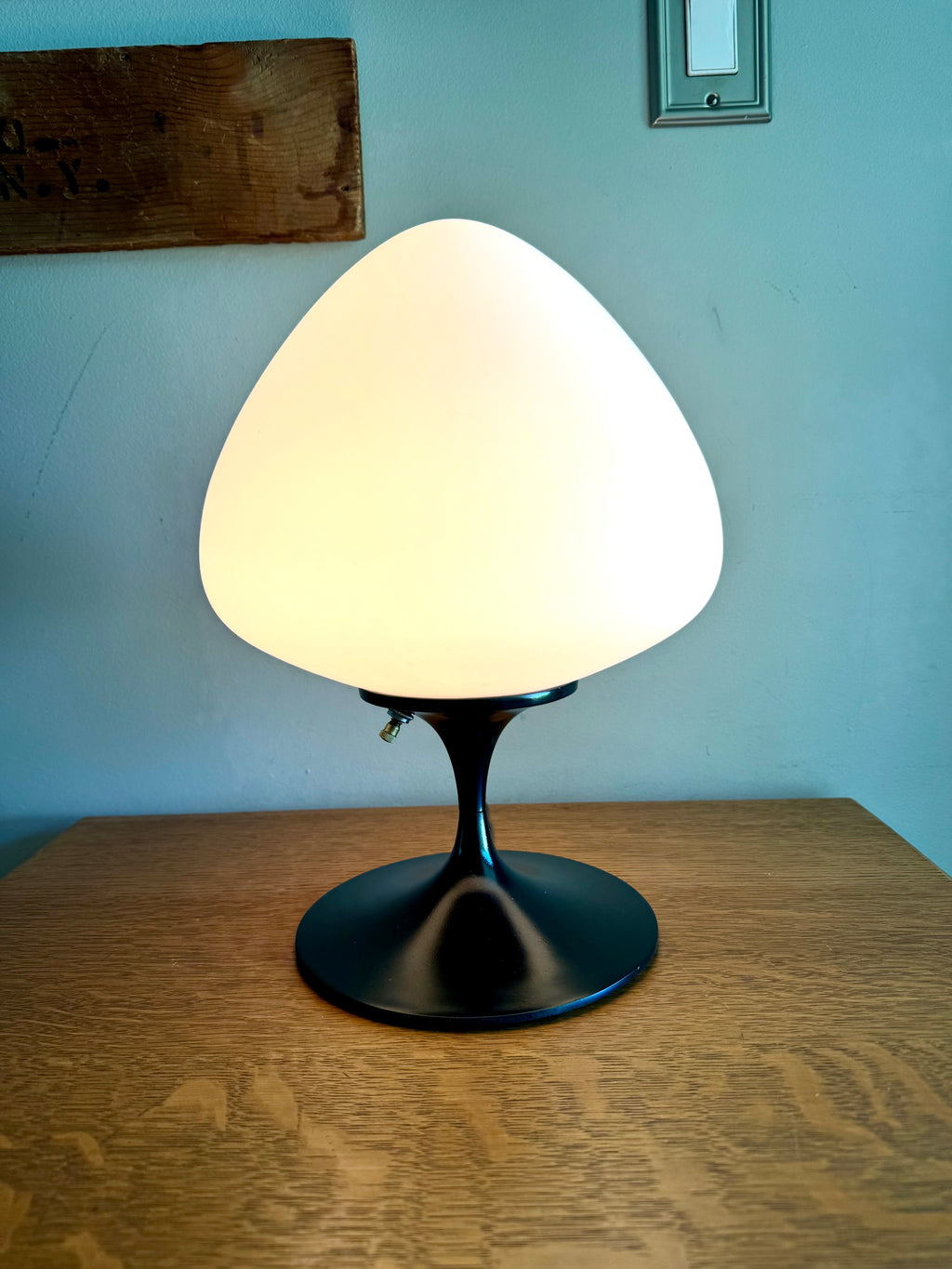 Mid Century Black Tulip Table Lamp By Laurel Co. | Bill Curry Designed Modern Lamp | Black Acorn Globed Laurel Lamp | MCM Mushroom Lamp