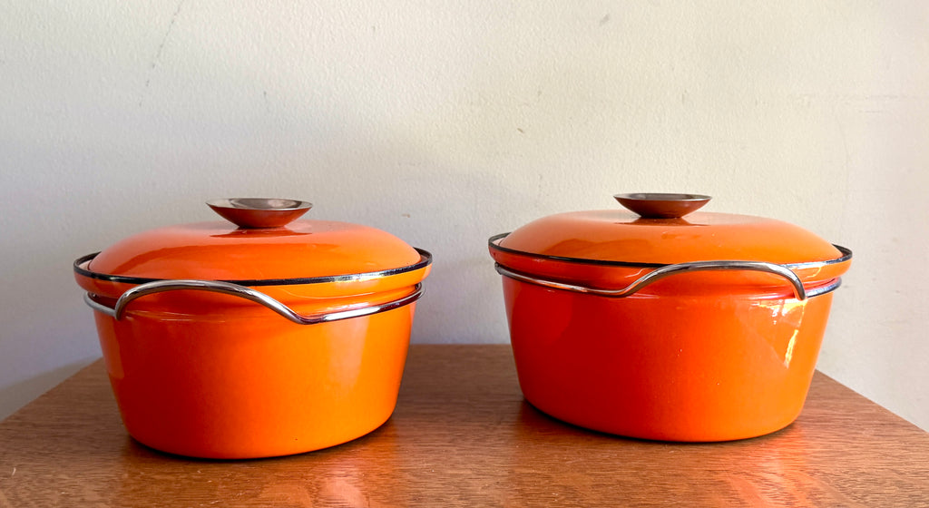 Vintage Pair of Solid Orange Cathrineholm Enamelware Casserole Pots by Grete Prytz Kittelsen