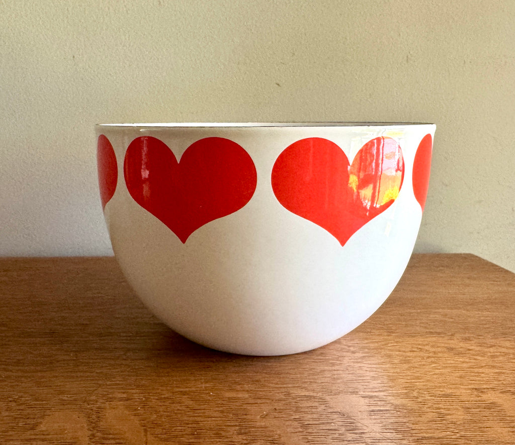 Vintage Mid Century Kaj Franck Arabia Enamel Bowl with Heart Design ~ Made in Finland MCM Mixing 8 1/4" Bowl