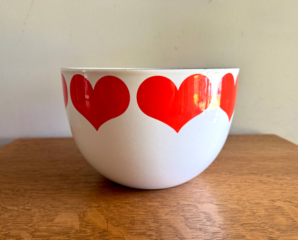 Vintage Mid Century Kaj Franck Arabia Enamel Bowl with Heart Design ~ Made in Finland MCM Mixing 8 1/4" Bowl