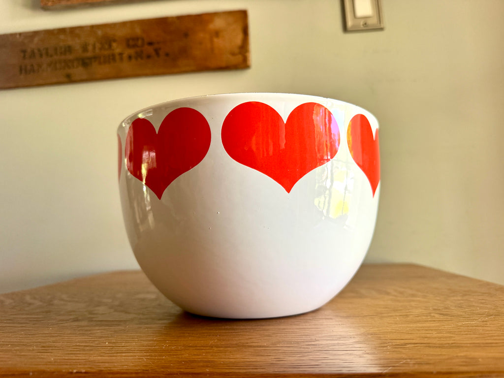Vintage Mid Century Kaj Franck Arabia Enamel Bowl with Heart Design ~ Made in Finland MCM Mixing 8 1/4" Bowl