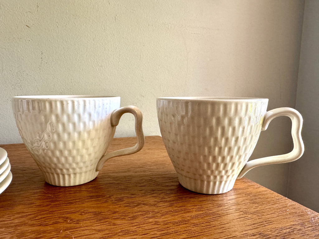 Vtg Set of 50s Red Wing Capistrano Tea Cups and Saucers ~ Red Wing "tweed Tex" Bone China