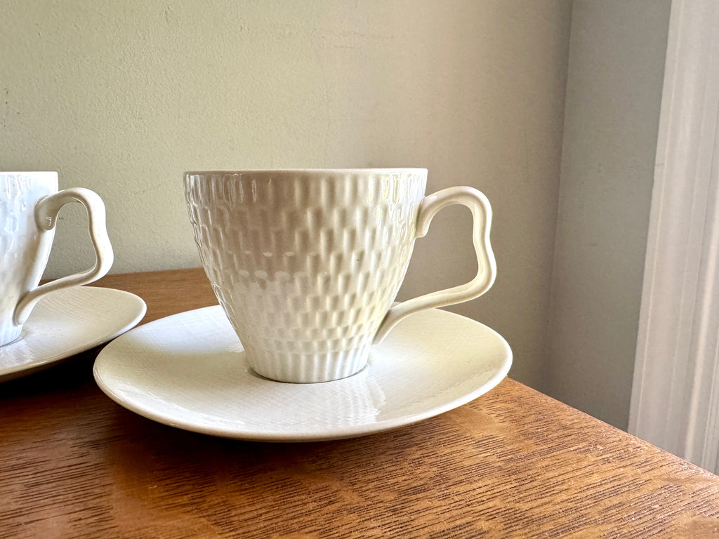 Vtg Set of 50s Red Wing Capistrano Tea Cups and Saucers ~ Red Wing "tweed Tex" Bone China