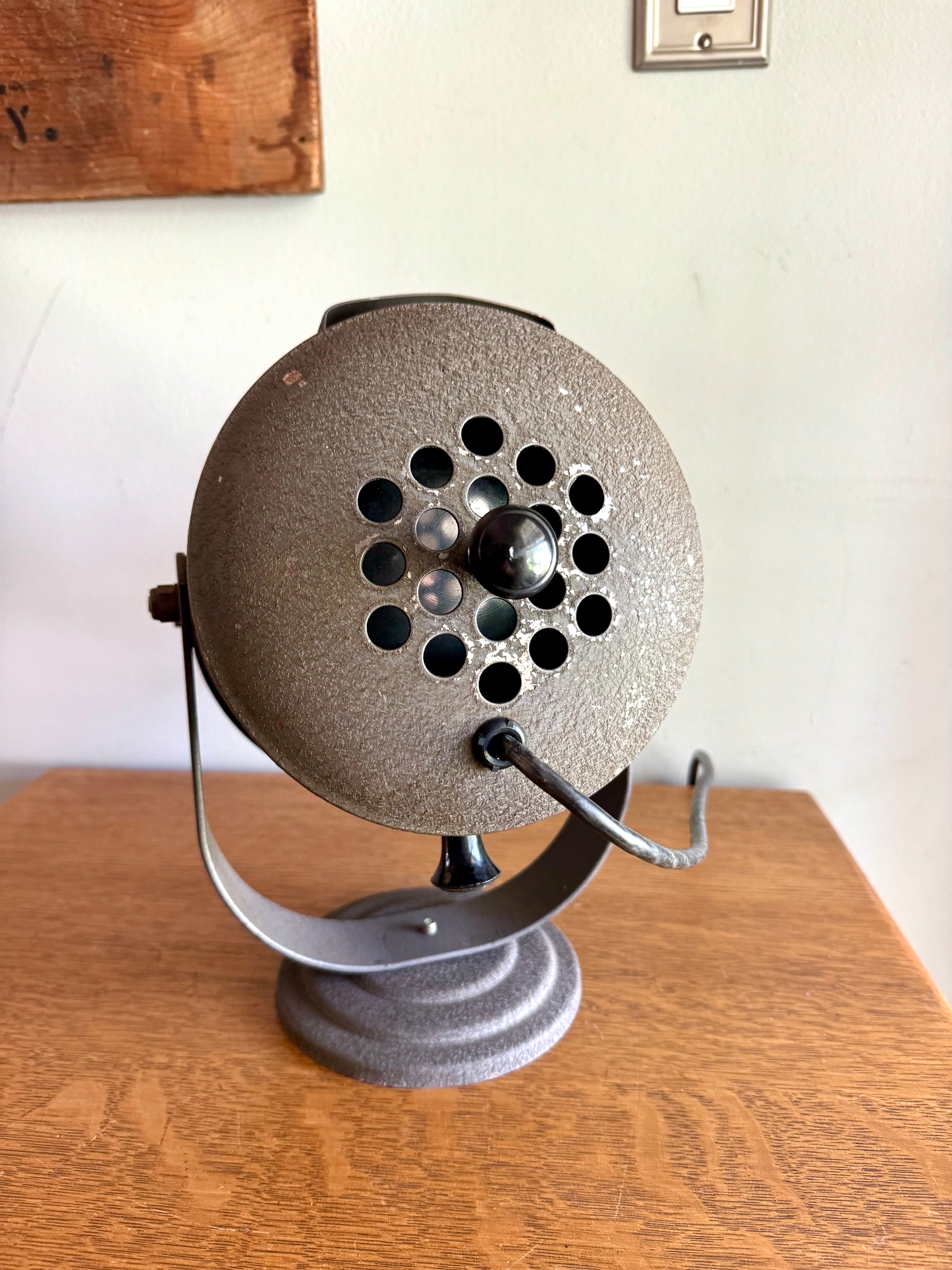 Vintage Fresnel Photospot Stage Light | Fresnel Theater Spot Light | Metal Stage Lamp | Studio Stage Light| Stage Lighting| Industrial Lamp