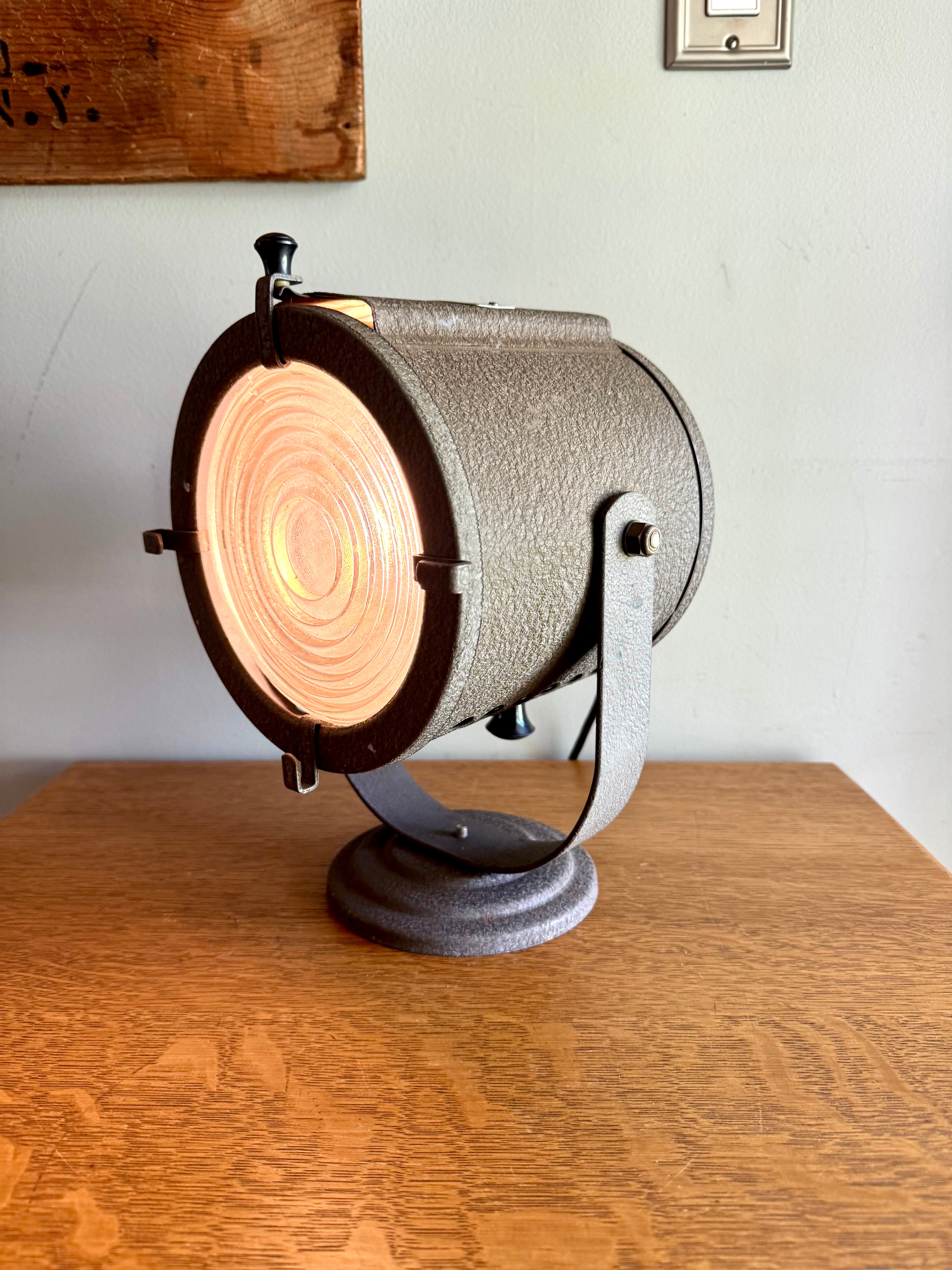 Vintage Fresnel Photospot Stage Light | Fresnel Theater Spot Light | Metal Stage Lamp | Studio Stage Light| Stage Lighting| Industrial Lamp