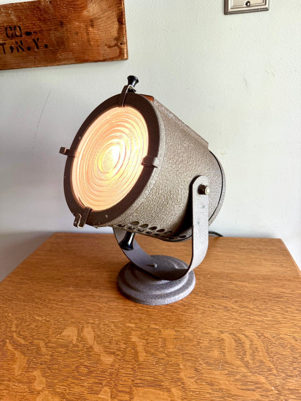 Vintage Fresnel Photospot Stage Light | Fresnel Theater Spot Light | Metal Stage Lamp | Studio Stage Light| Stage Lighting| Industrial Lamp