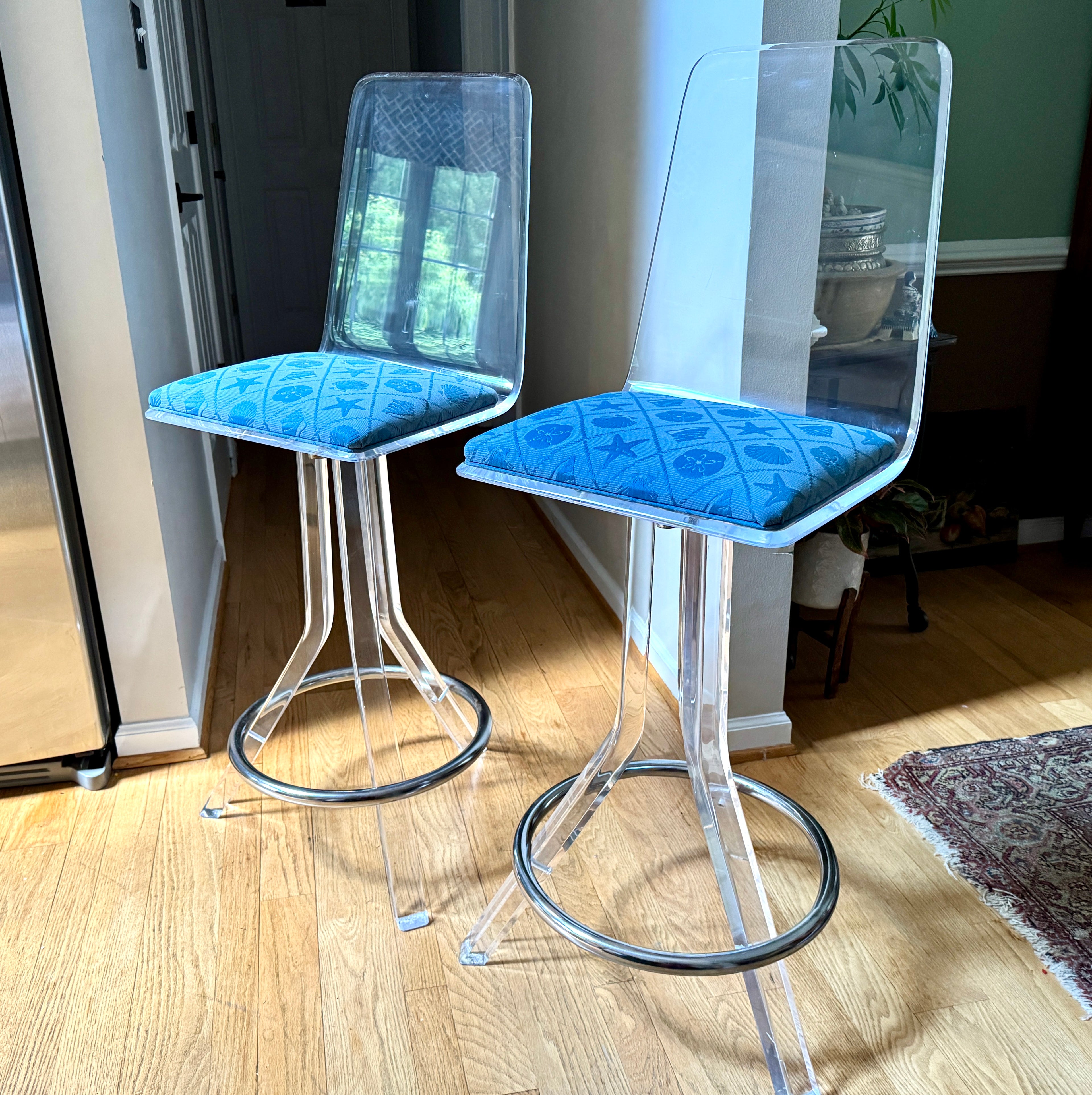 70's Pair of Lucite Swivel Bar Stools Attributed to Hill Manufacturing ~ MCM Clear Lucite Barstools