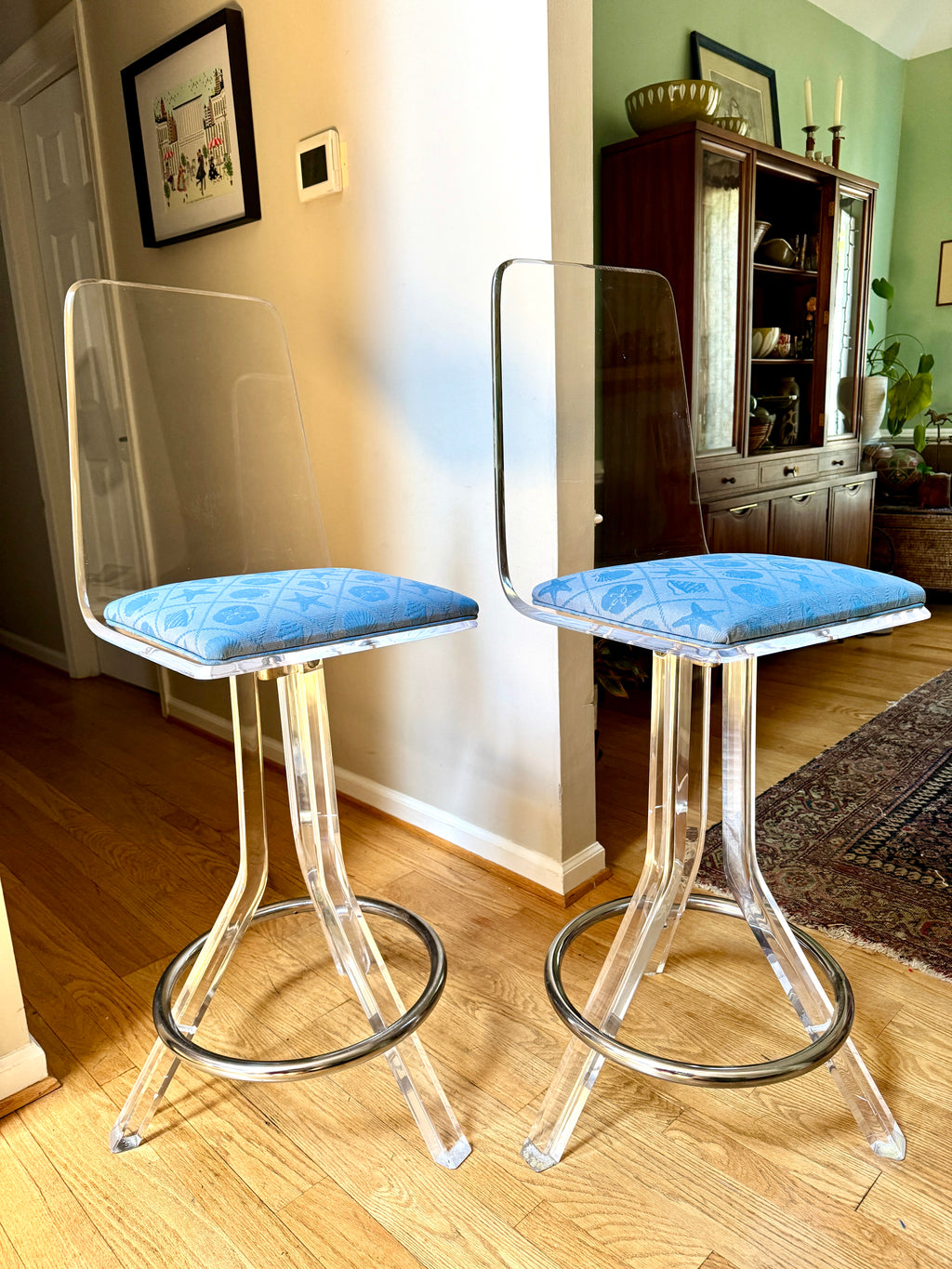 70's Pair of Lucite Swivel Bar Stools Attributed to Hill Manufacturing ~ MCM Clear Lucite Barstools