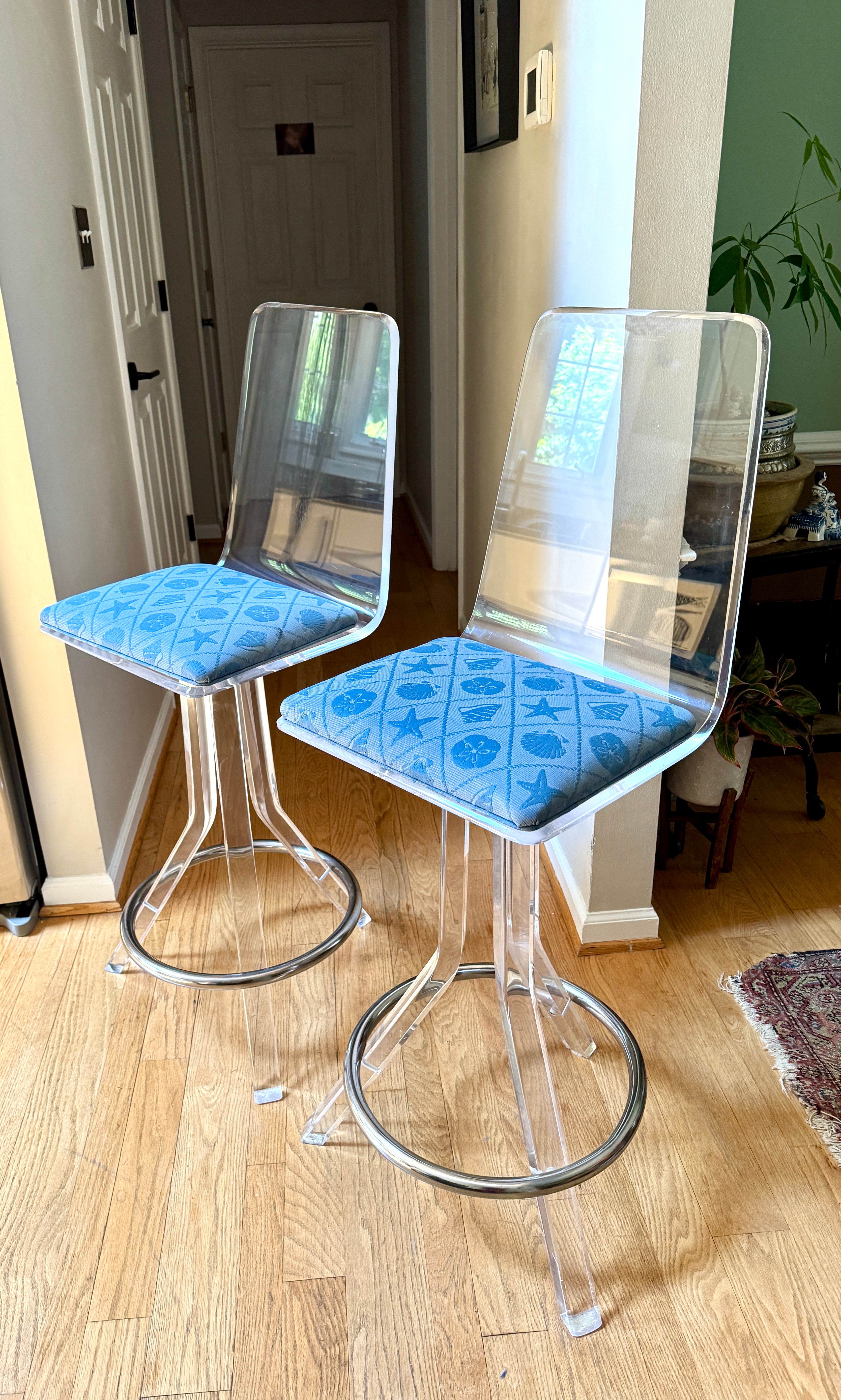 70's Pair of Lucite Swivel Bar Stools Attributed to Hill Manufacturing ~ MCM Clear Lucite Barstools
