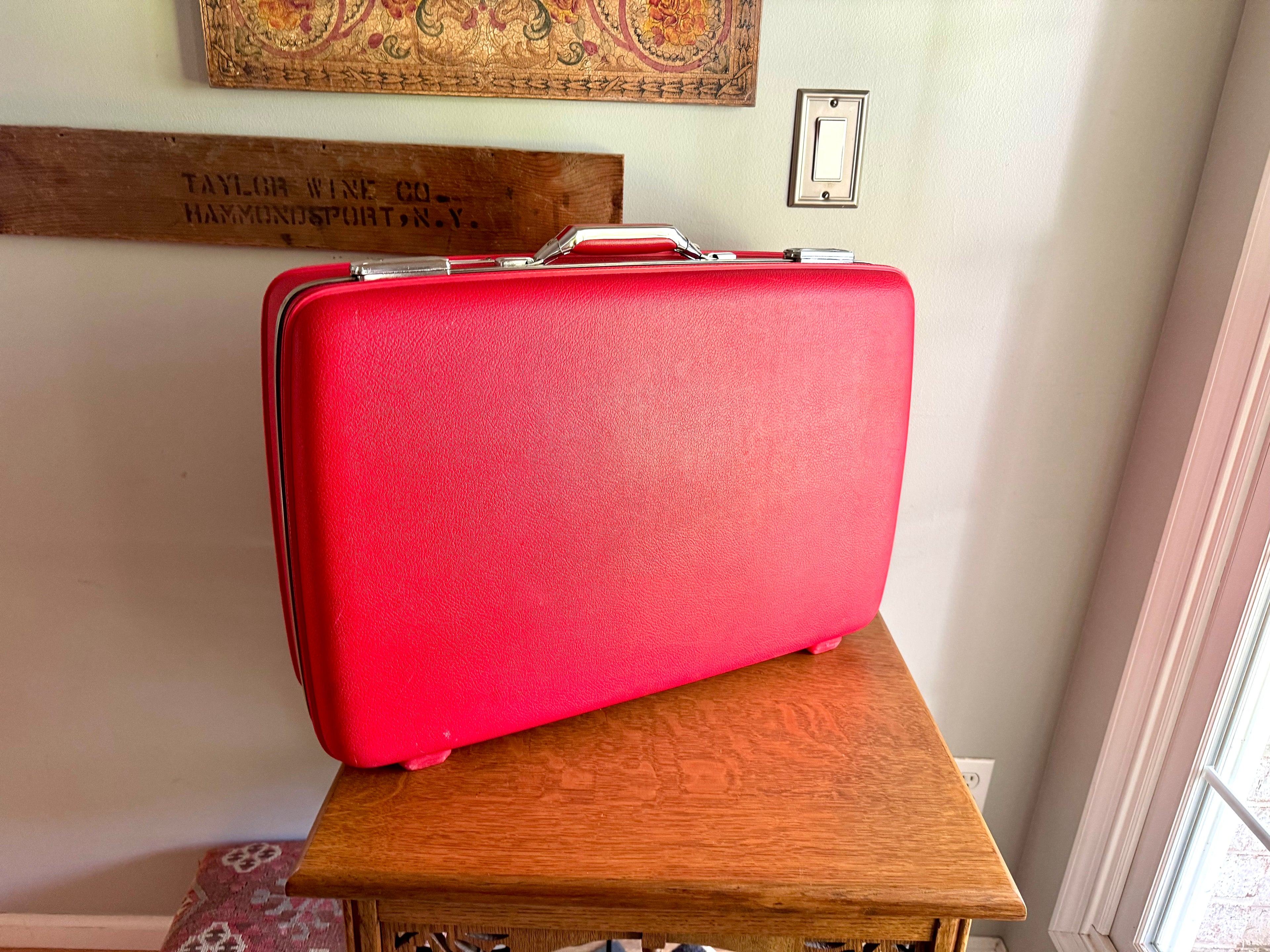 Medium American Tourister Red Suitcase | Vintage Red Travel Case | Mid Century Red Hardshell Suitcase | Red Overnight Case| Travel Bag