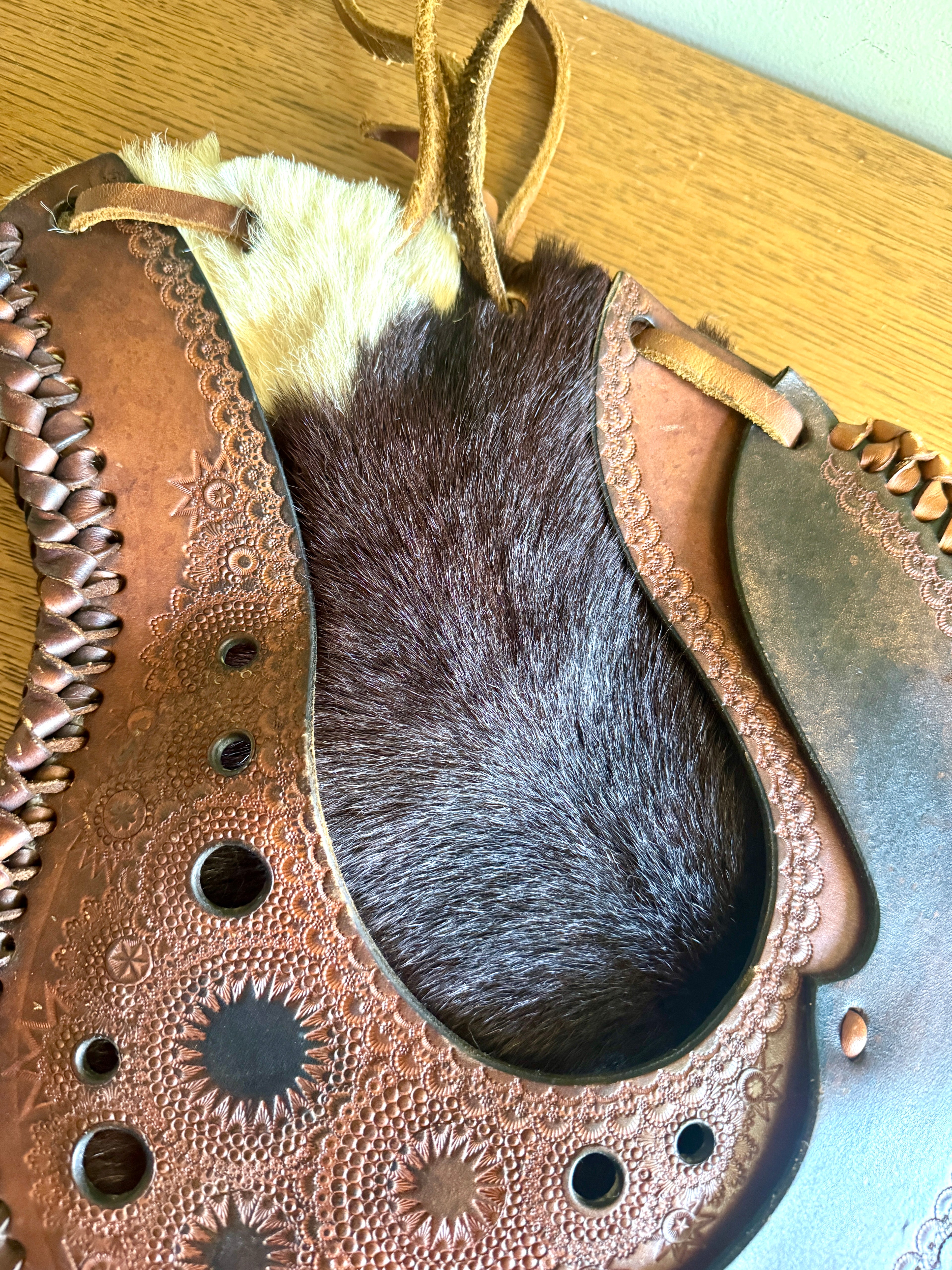 70's Hand Tooled Western Leather Wine Satchel ~ Tooled Leather Satchel Bag ~ Leather Western Leather Bag