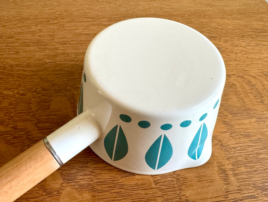 Vtg Cathrineholm Inspired Enamel Lotus Saucepan ~ Lotus Leaf Milk Pot With Spout and Wood Handle