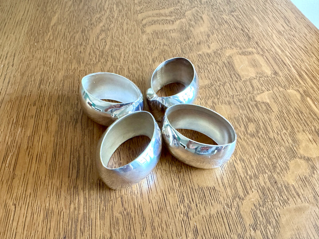 Vintage Silver Plated Oval Napkin Rings, Set of 4 Polished Napkin Holders ~ 3 Sets Available