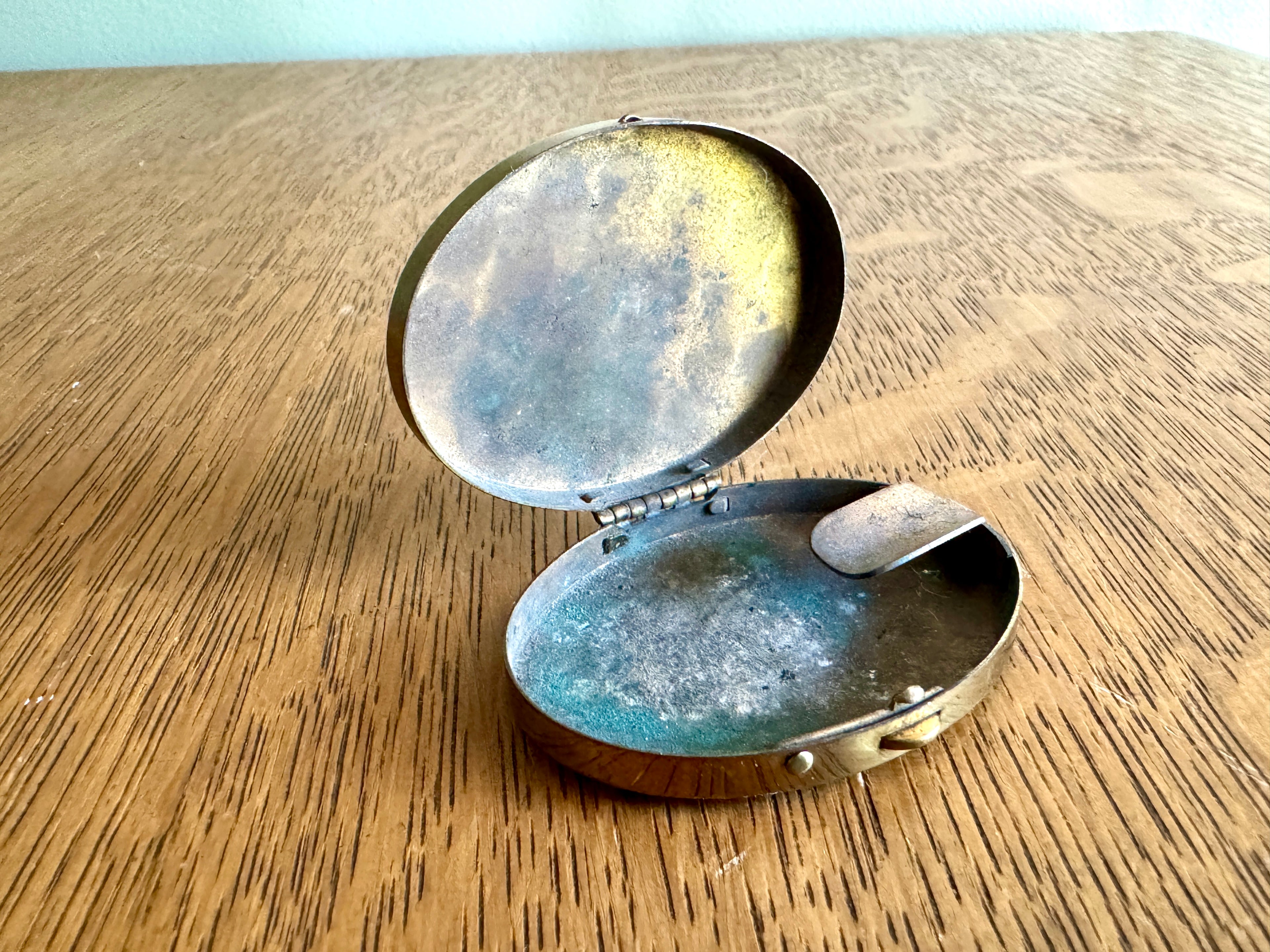 Vintage Frida Kahlo Style Portable Pocket Ashtray Hand Painted ~ 30's Brass Pocket Ashtray