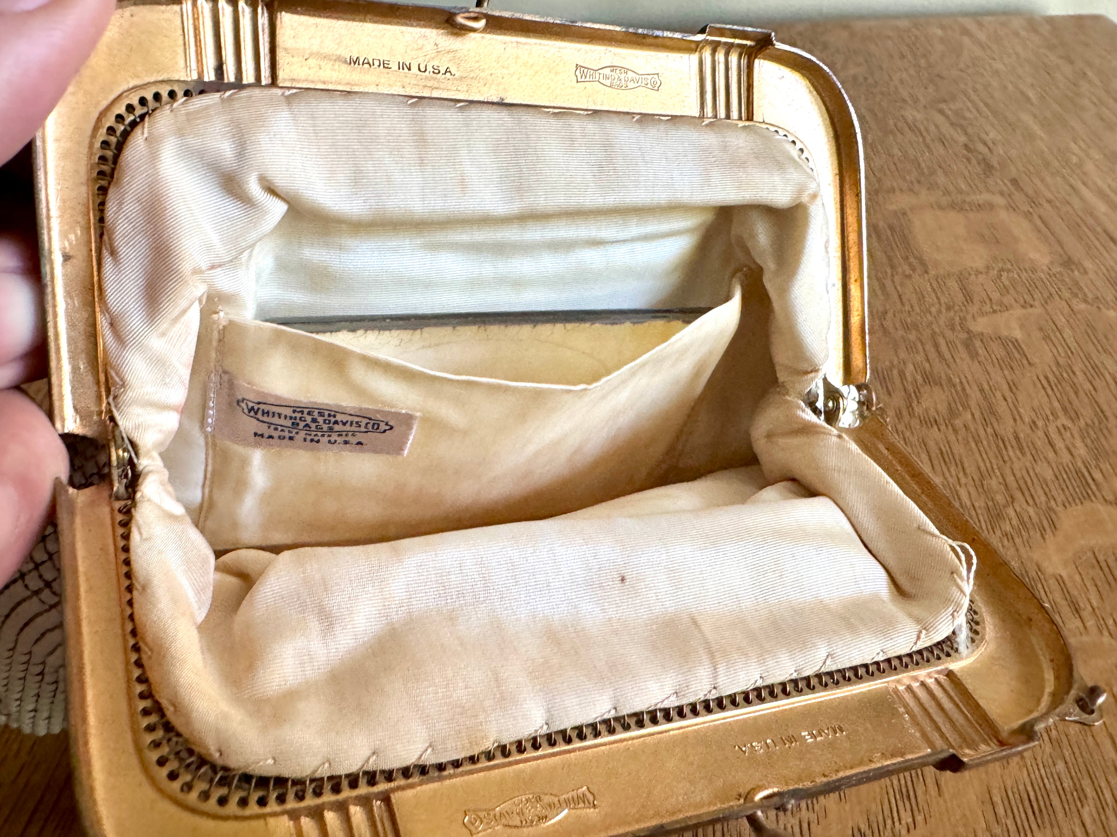 A 1960s Whiting & Davis Gold and White Mesh Hand Bag ~ Mesh Bridal Bag ~ Evening bag