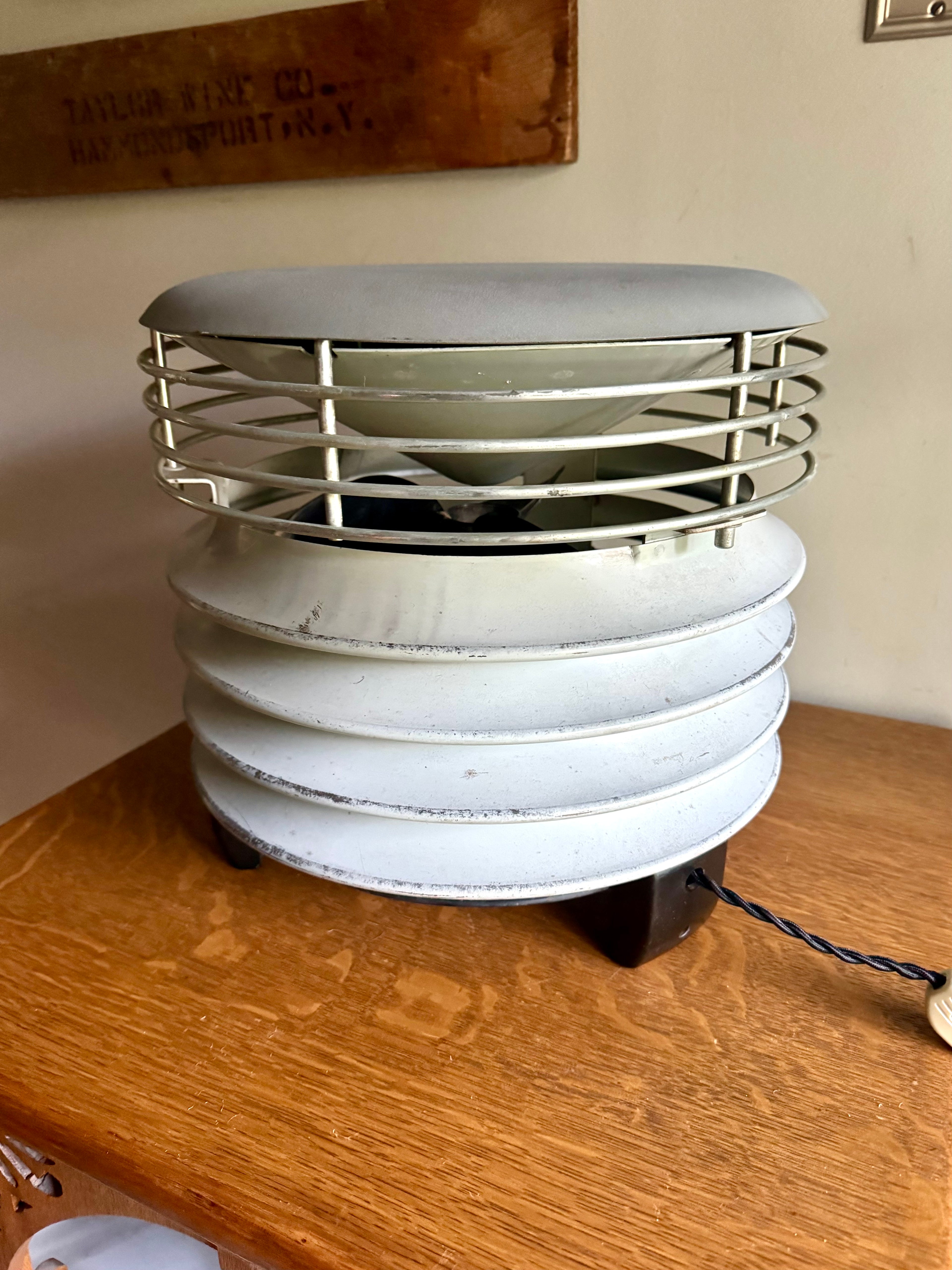 Vintage Westinghouse 10DA2 Electric Hassock Fan | Gray Westinghouse Debonaire  Ottoman Fan | Atomic Foot Stool Fan | 1 Speed Floor Fan