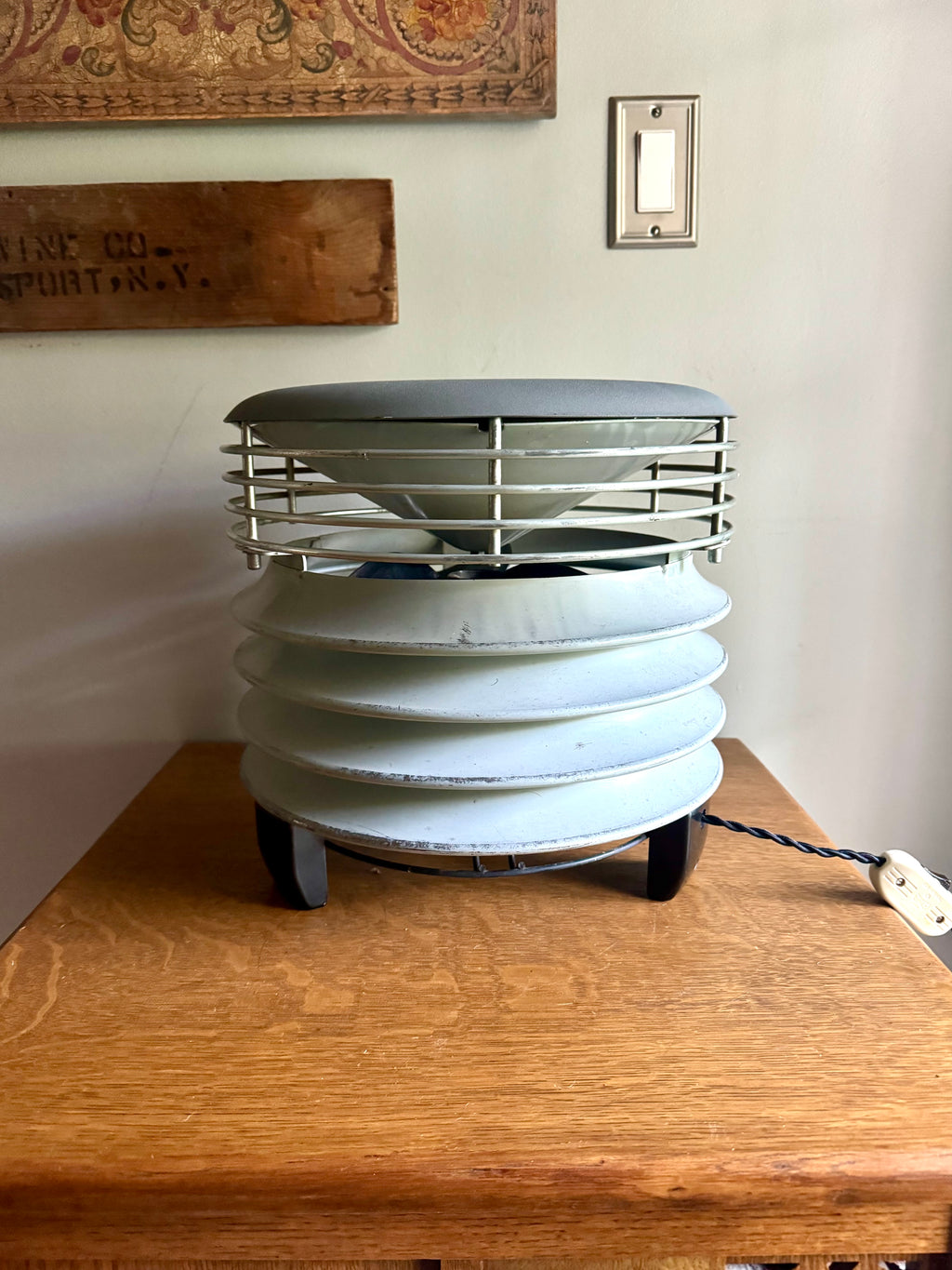 Vintage Westinghouse 10DA2 Electric Hassock Fan | Gray Westinghouse Debonaire  Ottoman Fan | Atomic Foot Stool Fan | 1 Speed Floor Fan