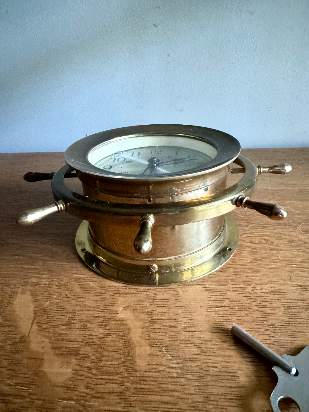 Vintage Nautical Seth Thomas Helmsman-W Clock | Brass Seth Thomas E537-001 Ship's Clock | Ship's Wheel Clock | Distressed MCM Nautical Clock