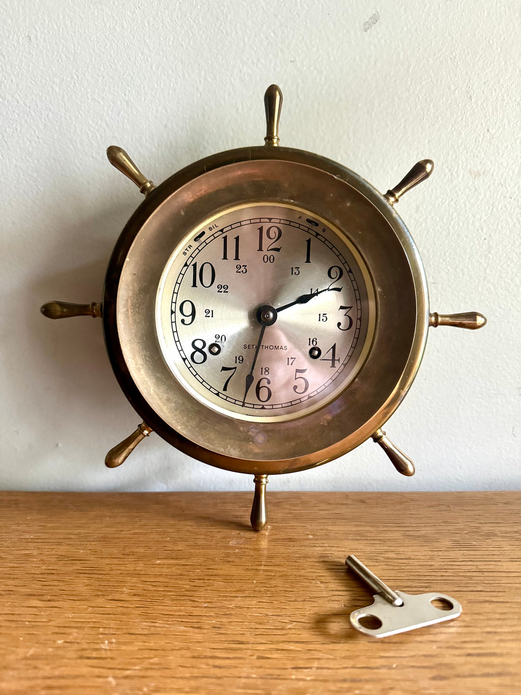 Vintage Nautical Seth Thomas Helmsman-W Clock | Brass Seth Thomas E537-001 Ship's Clock | Ship's Wheel Clock | Distressed MCM Nautical Clock