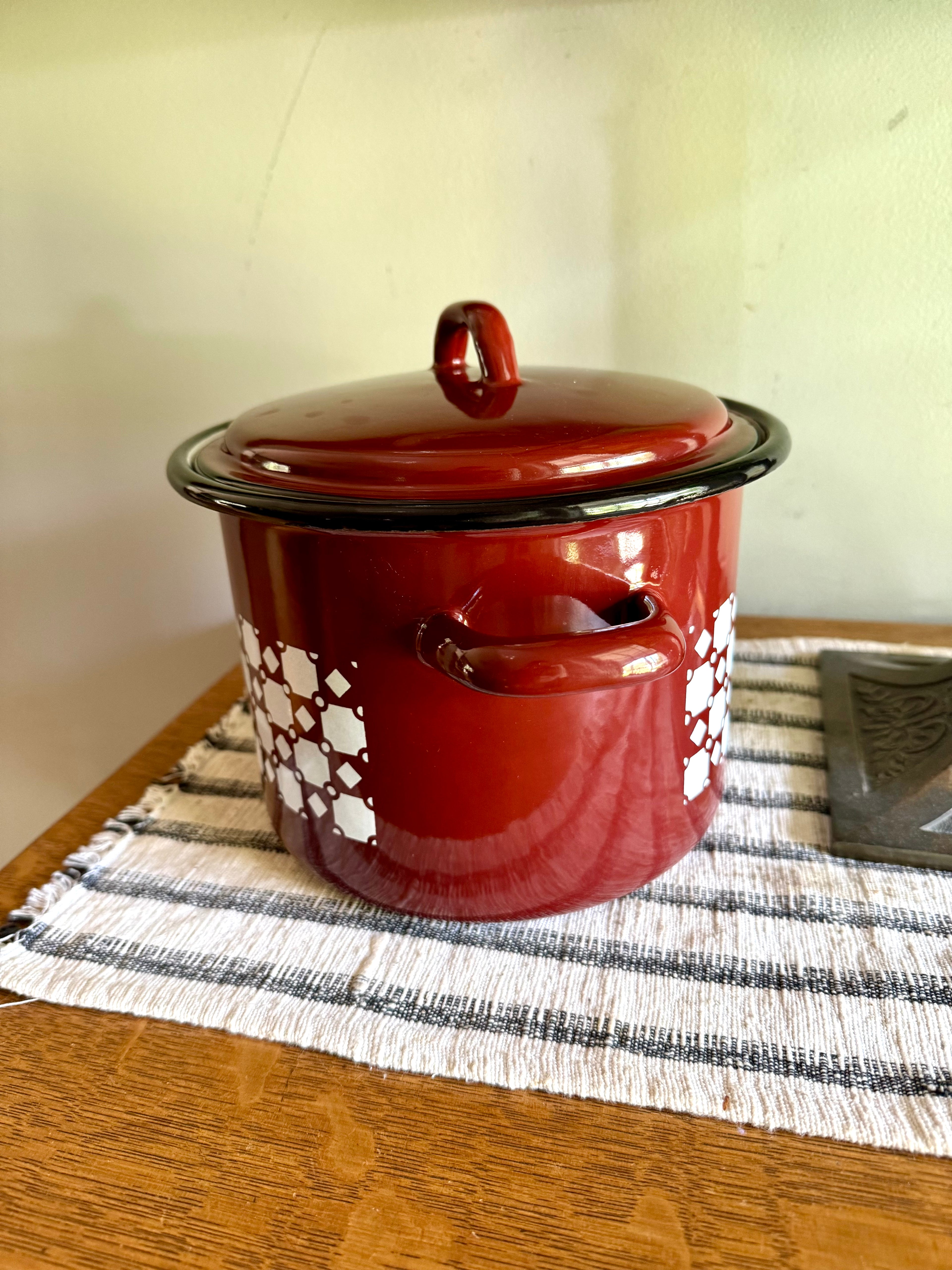 Vintage Japy Freres Brown Enamel Pot | Made in France Enamel Pot 20CM | Vintage Brown Enamel Stew Pot | Brown and White Block Pattern Pot