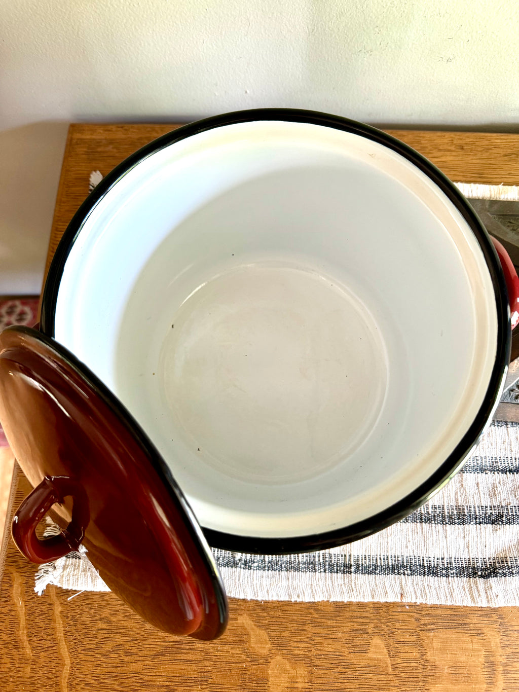 Vintage Japy Freres Brown Enamel Pot | Made in France Enamel Pot 20CM | Vintage Brown Enamel Stew Pot | Brown and White Block Pattern Pot