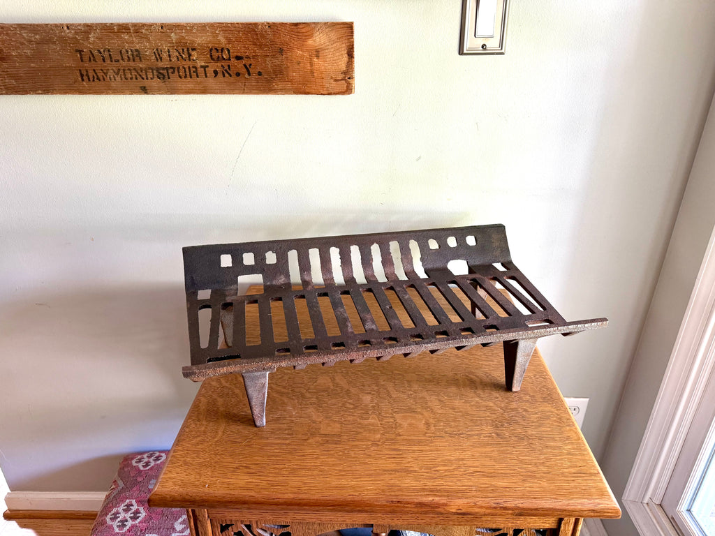 Vintage Vestal MFG. Fireplace Grate | Vestal 324ML Cast Iron Fireplace Grate | Rustic Cast Iron Fireplace Grate