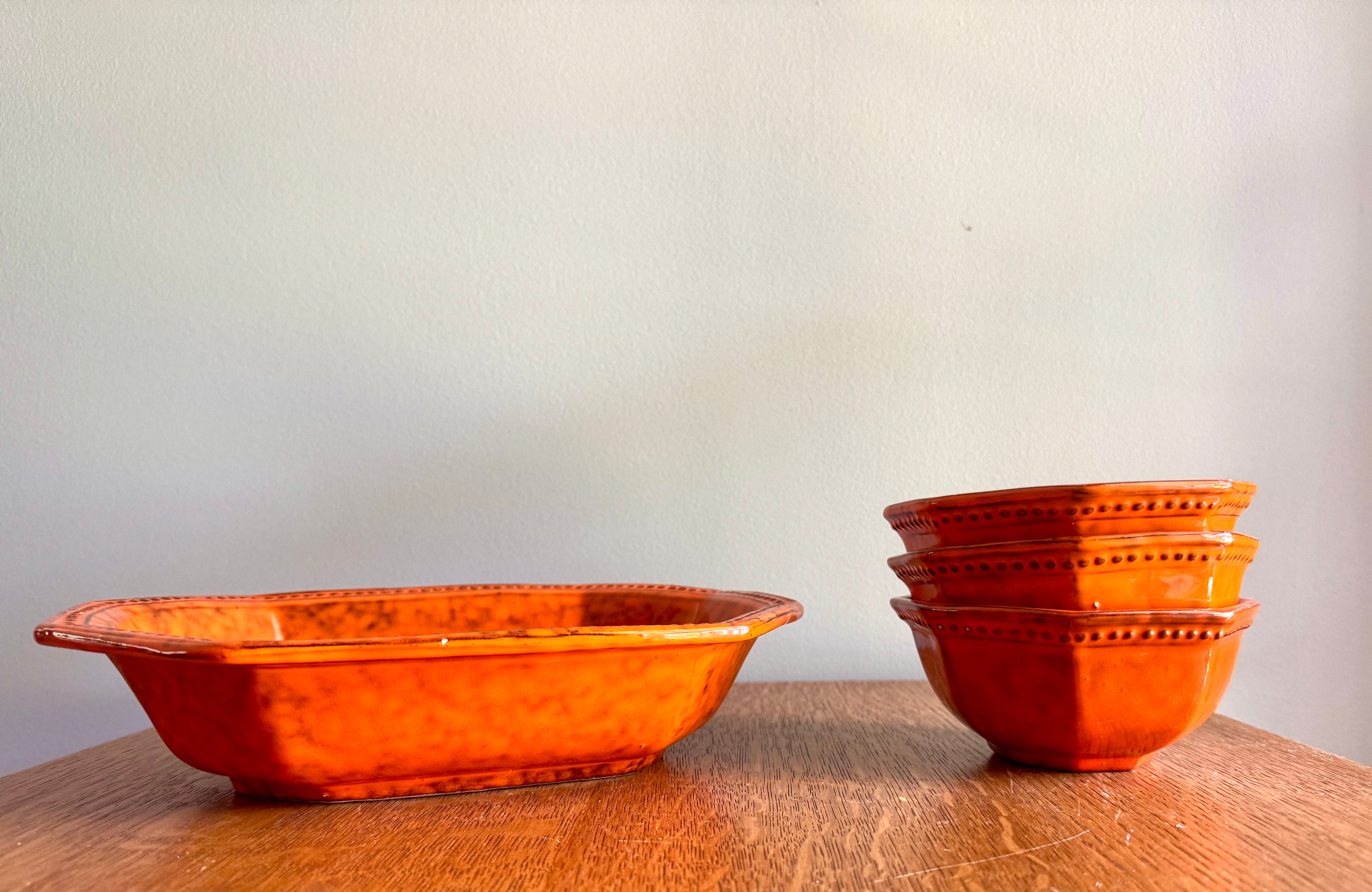 Vtg Set of Orange Peasant Village Ceramic Bowls ~ Orange PV Italy Bowl Set