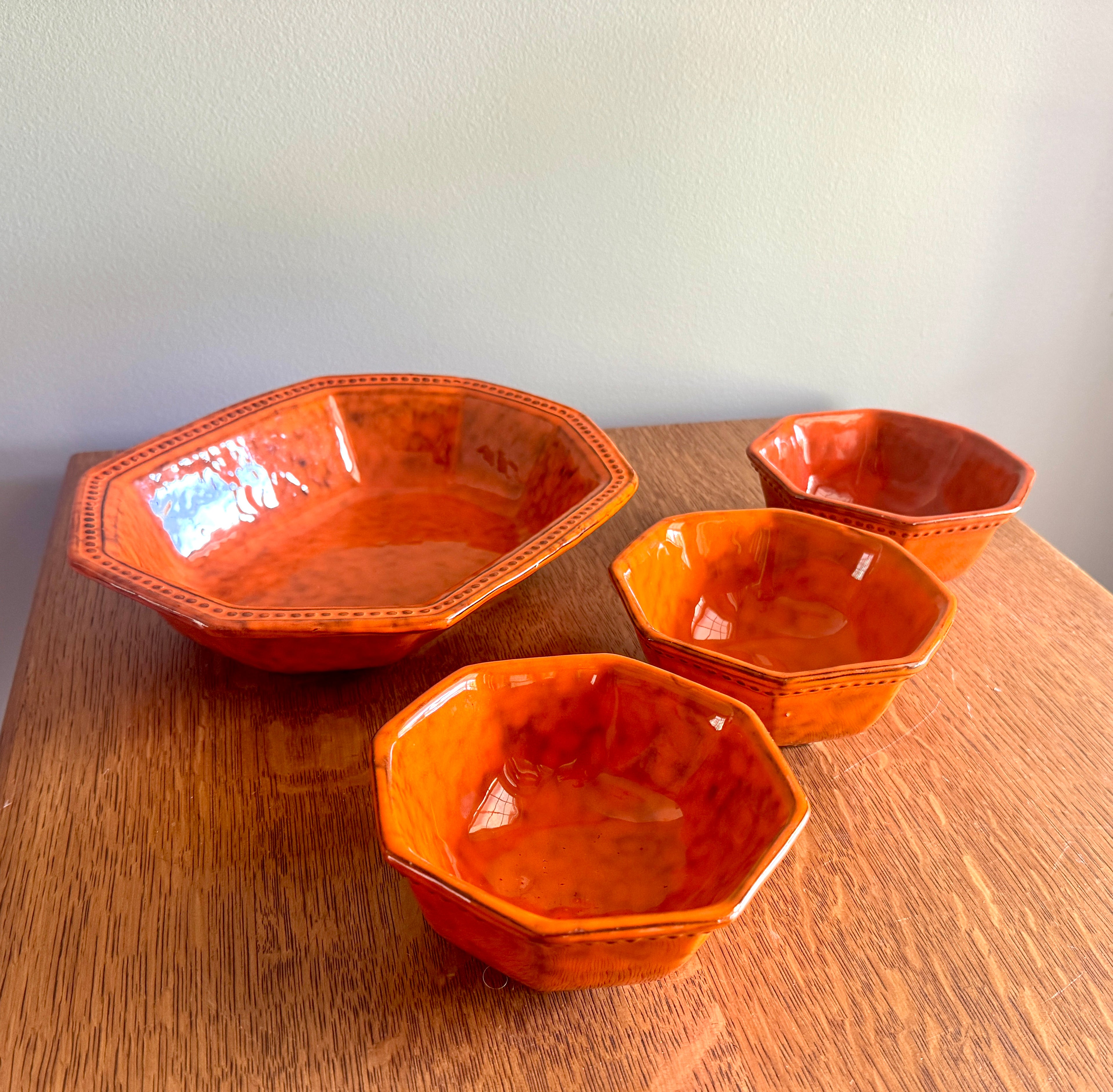 Vtg Set of Orange Peasant Village Ceramic Bowls ~ Orange PV Italy Bowl Set