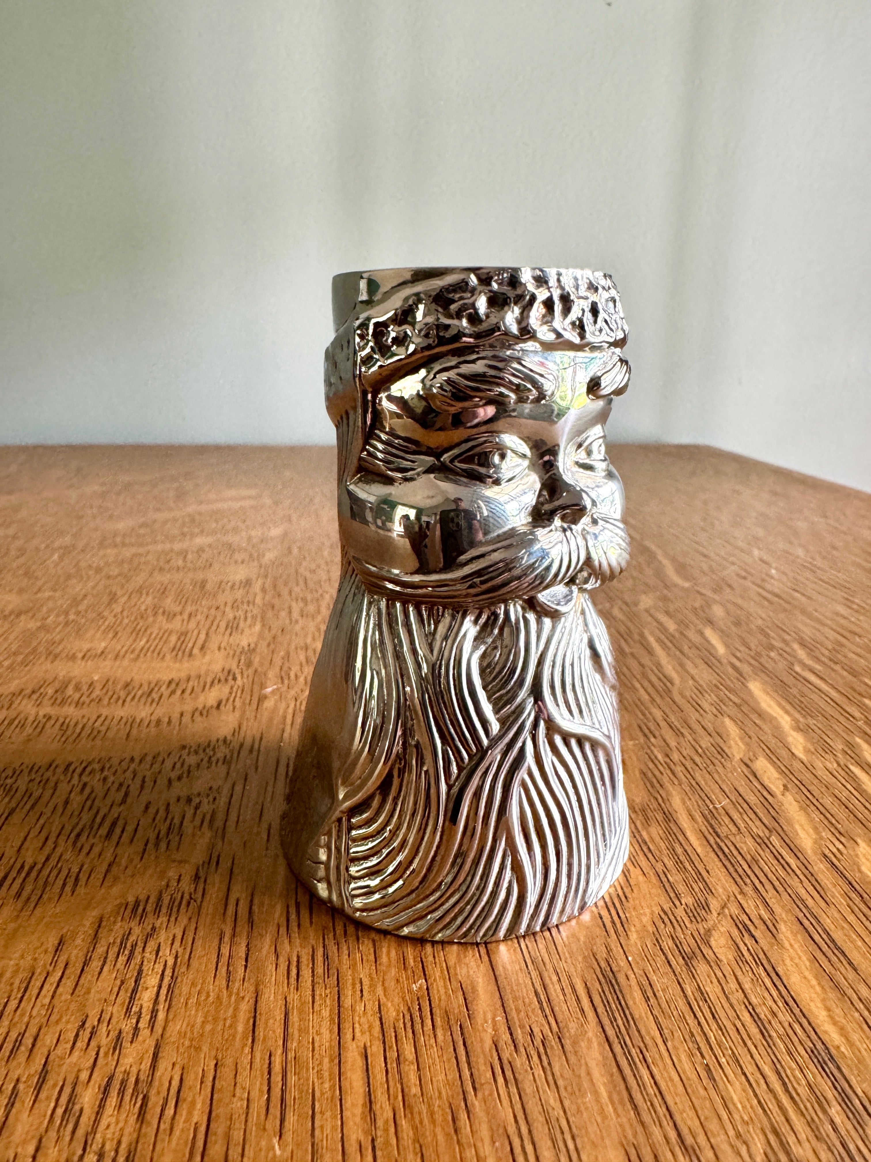 Vtg International Silver Co. Silver Plated Santa Claus Jigger ~ Chrome St. Nick Double Shot Glass