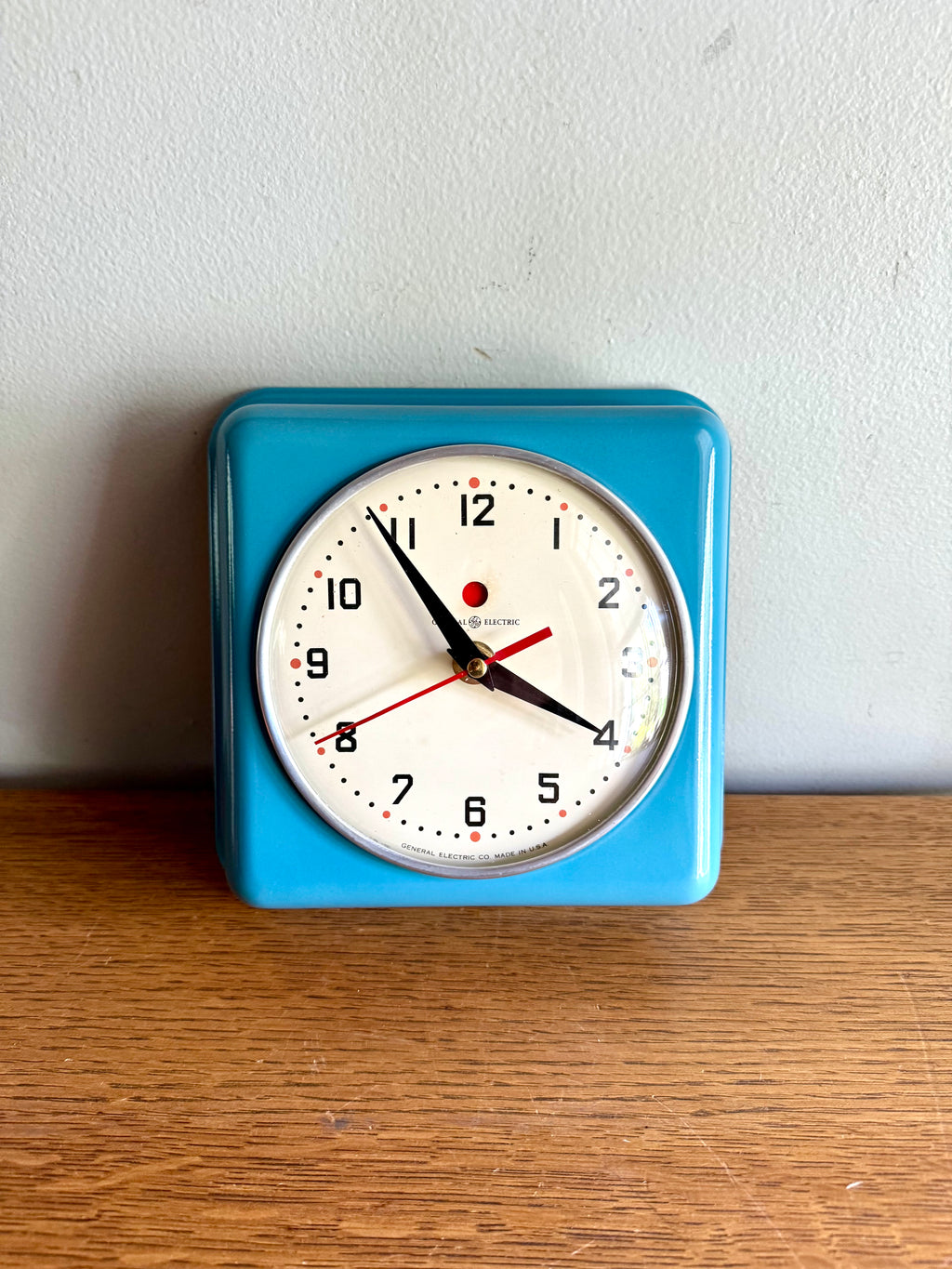 Battery Converted Blue General Electric Wall Clock | G.E. 2H08 Kitchen Clock | MCM Red Dot Blue Wall Clock | Blue Electric Clock