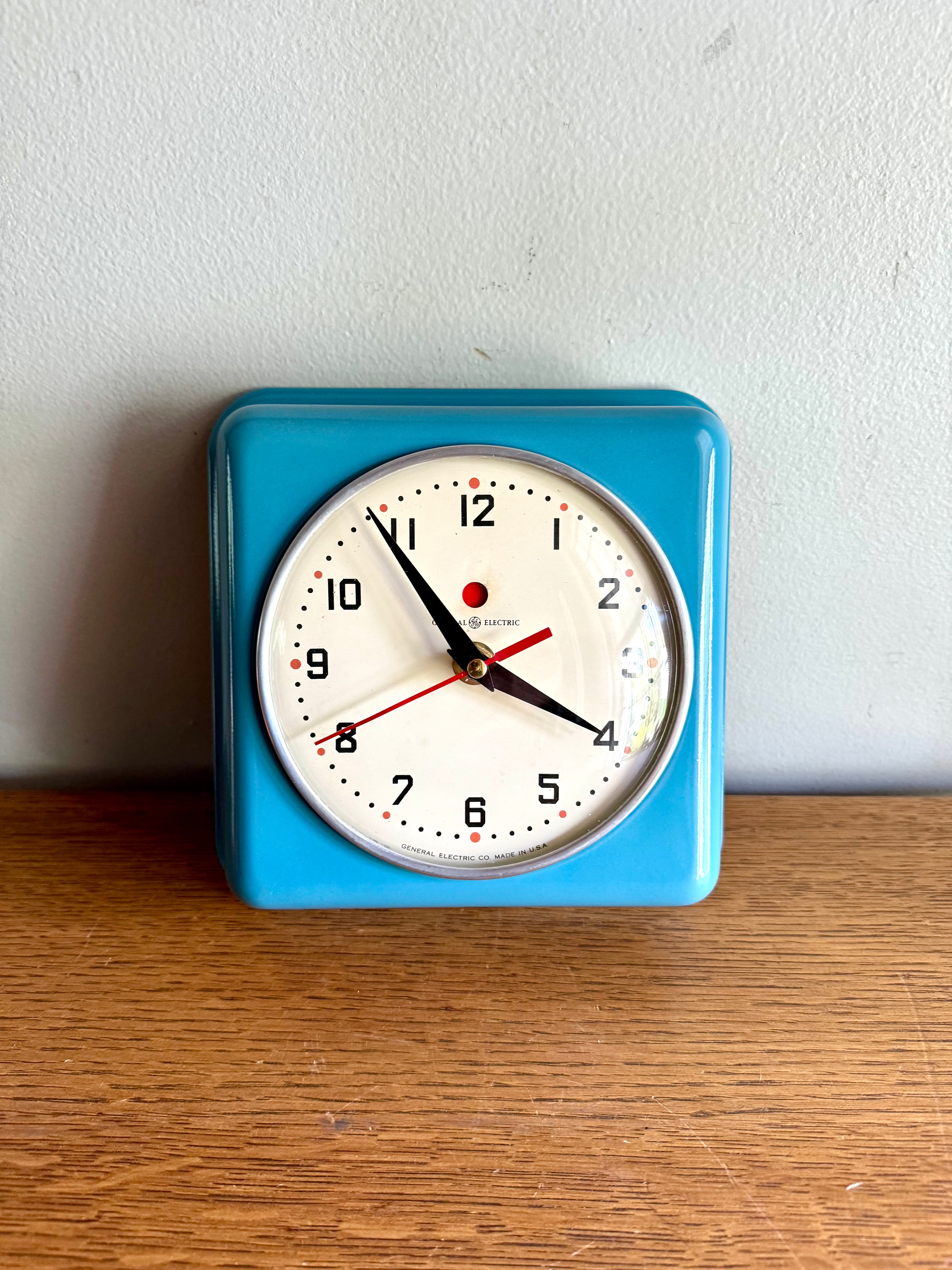 Battery Converted Blue General Electric Wall Clock | G.E. 2H08 Kitchen Clock | MCM Red Dot Blue Wall Clock | Blue Electric Clock