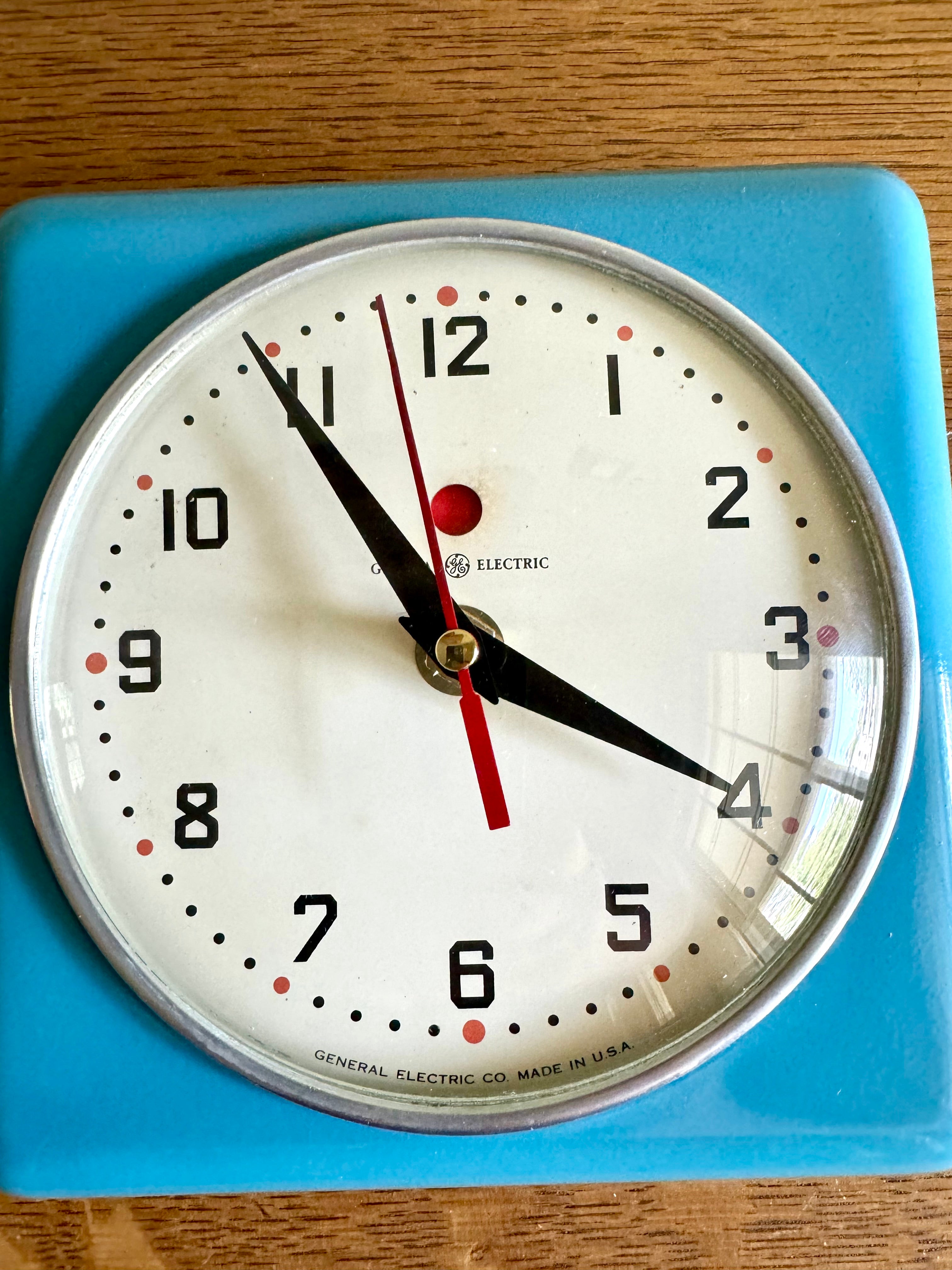 Battery Converted Blue General Electric Wall Clock | G.E. 2H08 Kitchen Clock | MCM Red Dot Blue Wall Clock | Blue Electric Clock