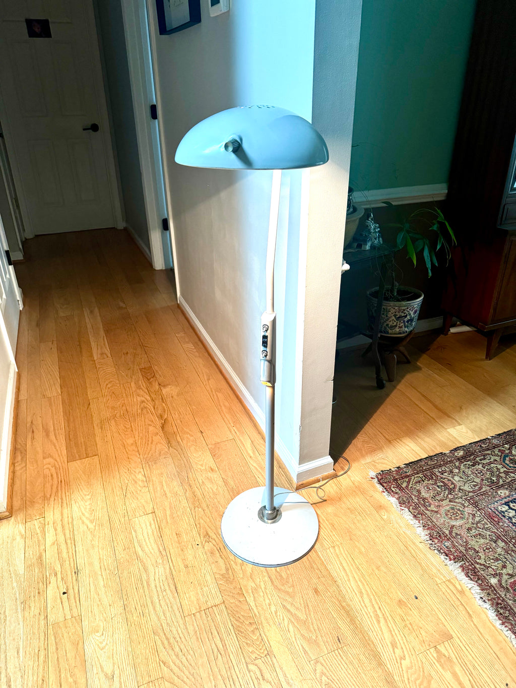 Vintage Hill Rom Co. Medical Lamp | White Hooded Adjustable Floor Lamp | Hill Rom Co.  No. 306 Medical Lamp | Industrial Dimmable Lamp
