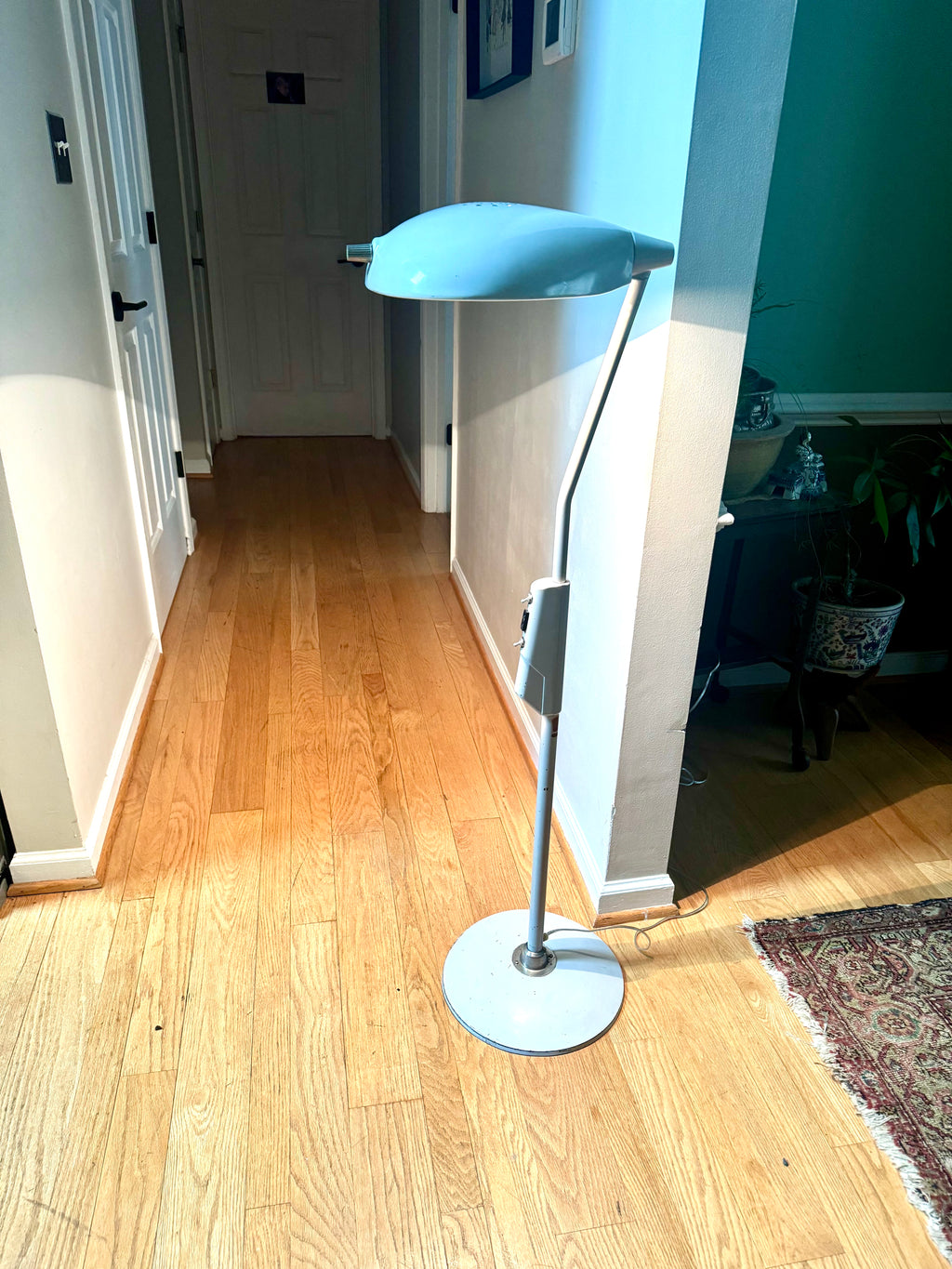 Vintage Hill Rom Co. Medical Lamp | White Hooded Adjustable Floor Lamp | Hill Rom Co.  No. 306 Medical Lamp | Industrial Dimmable Lamp