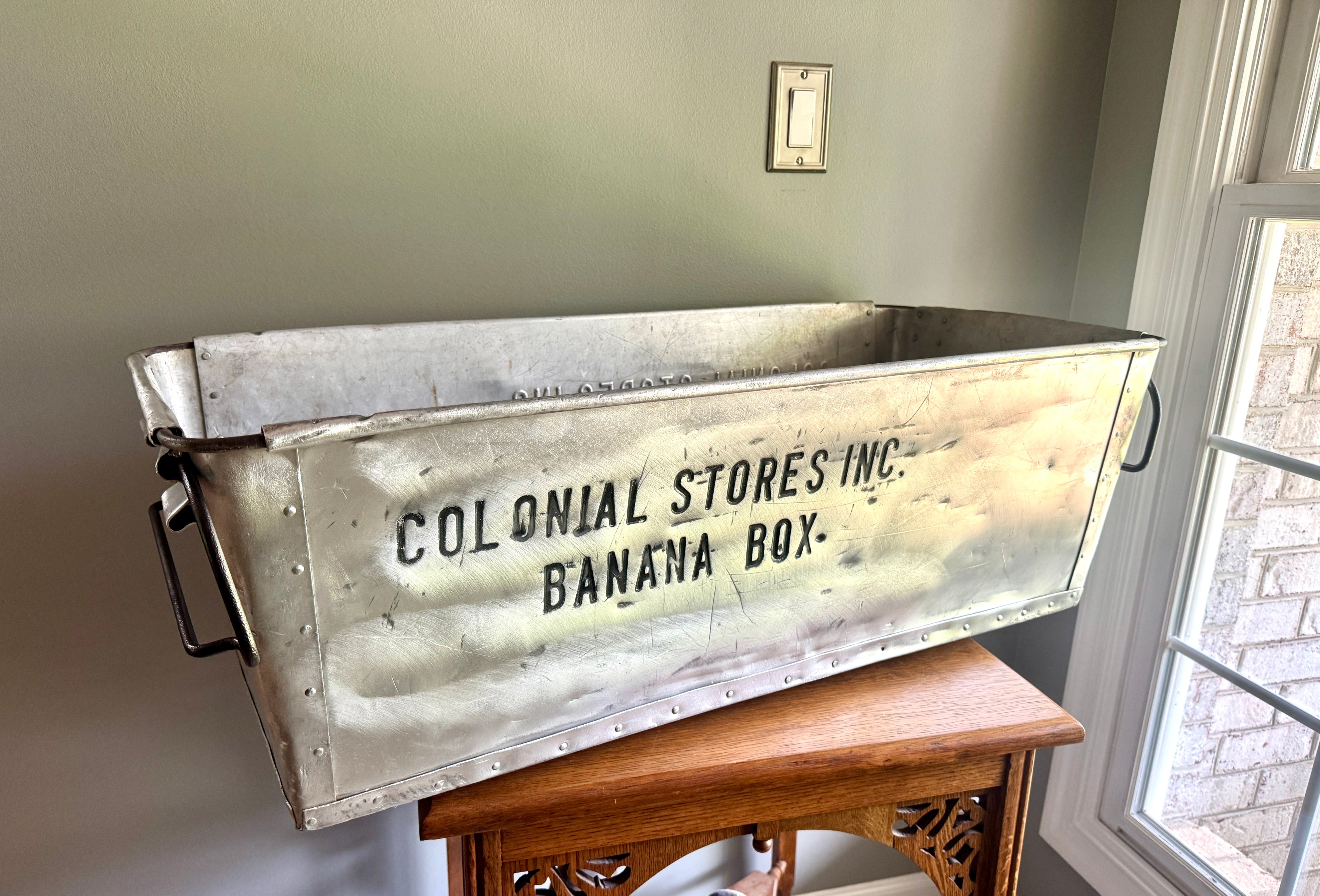 Vtg Large Metal Colonial Stores Inc. Banana Box ~ Industrial Fruit Crate