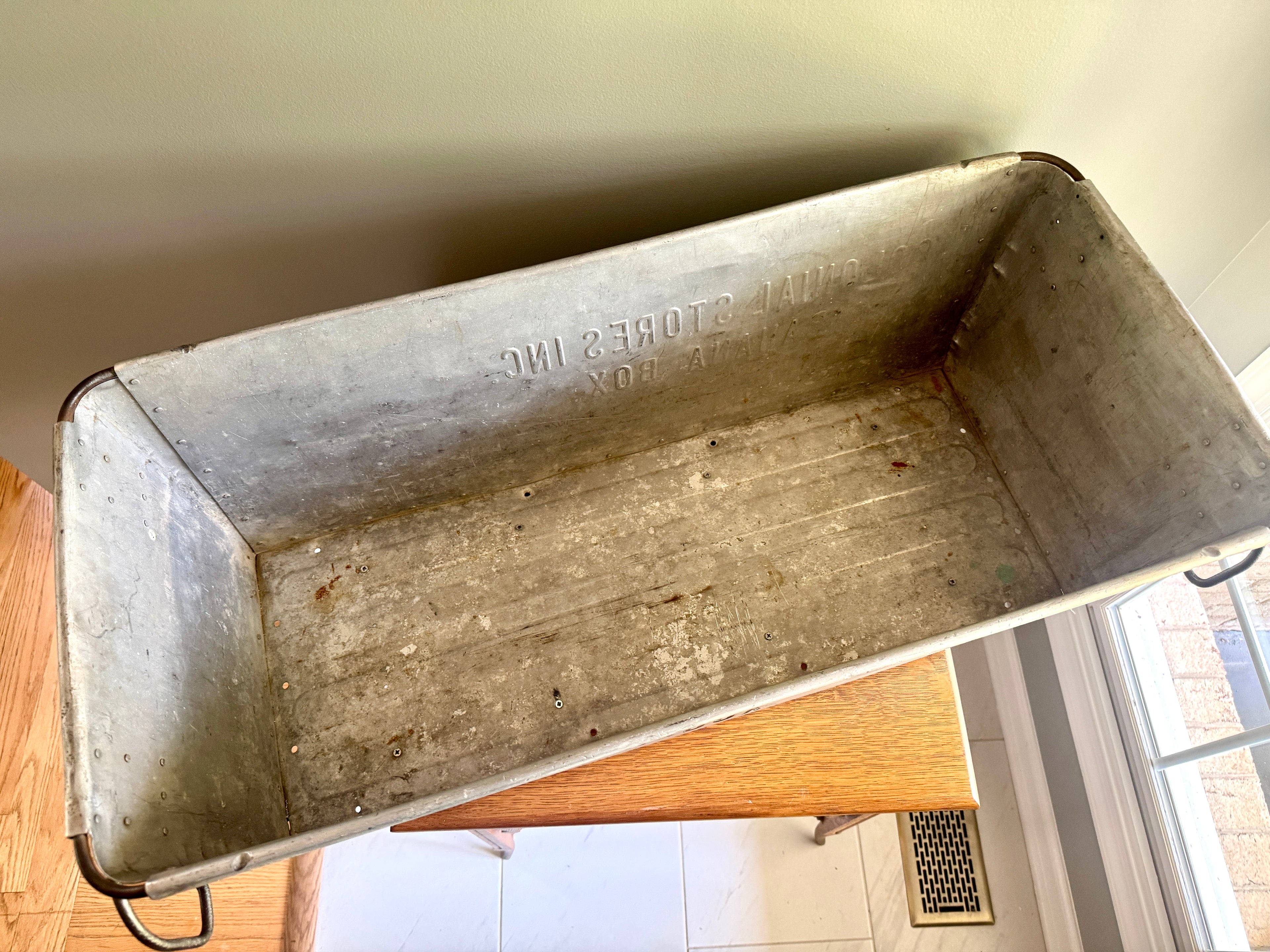 Vtg Large Metal Colonial Stores Inc. Banana Box ~ Industrial Fruit Crate