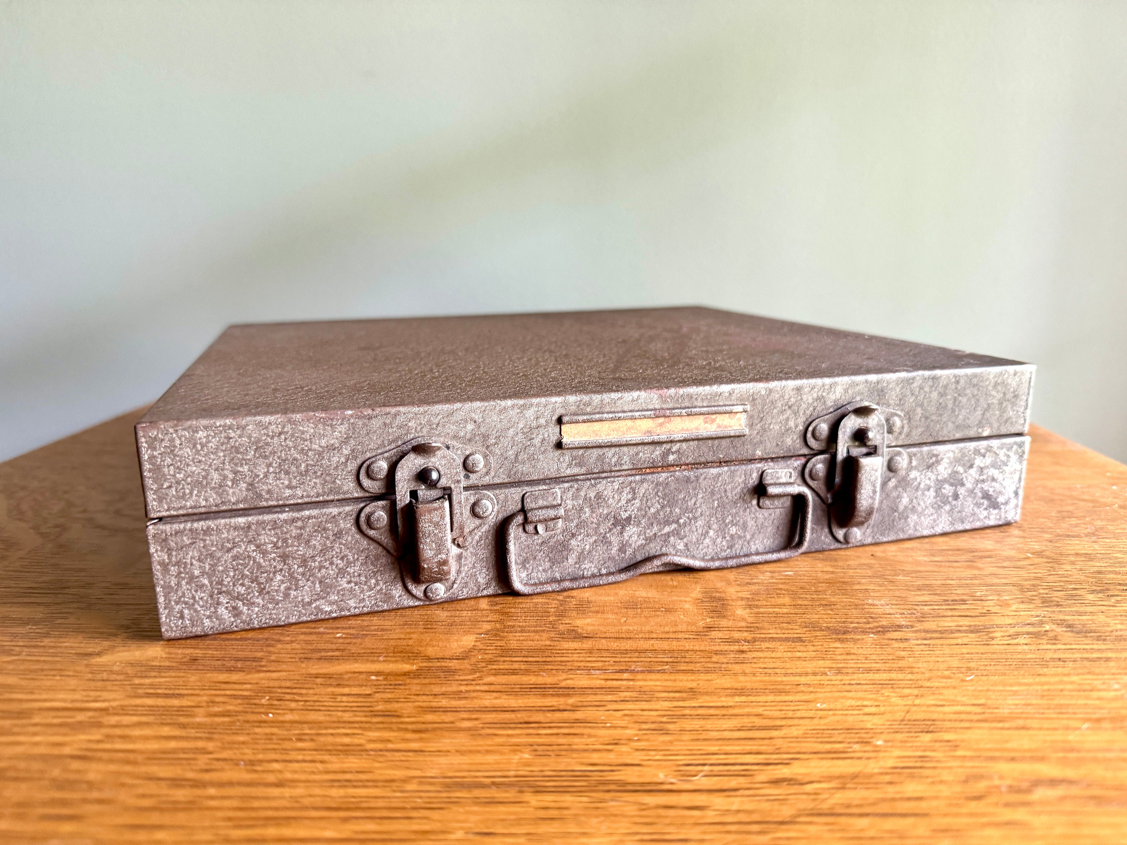 Vtg Fordeco Slide File Case Filled With Slides ~ Metal 35MM Film Slide Case