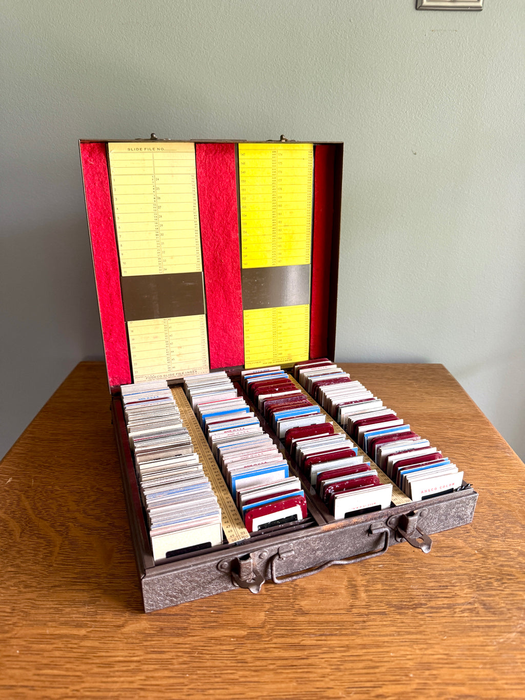 Vtg Fordeco Slide File Case Filled With Slides ~ Metal 35MM Film Slide Case