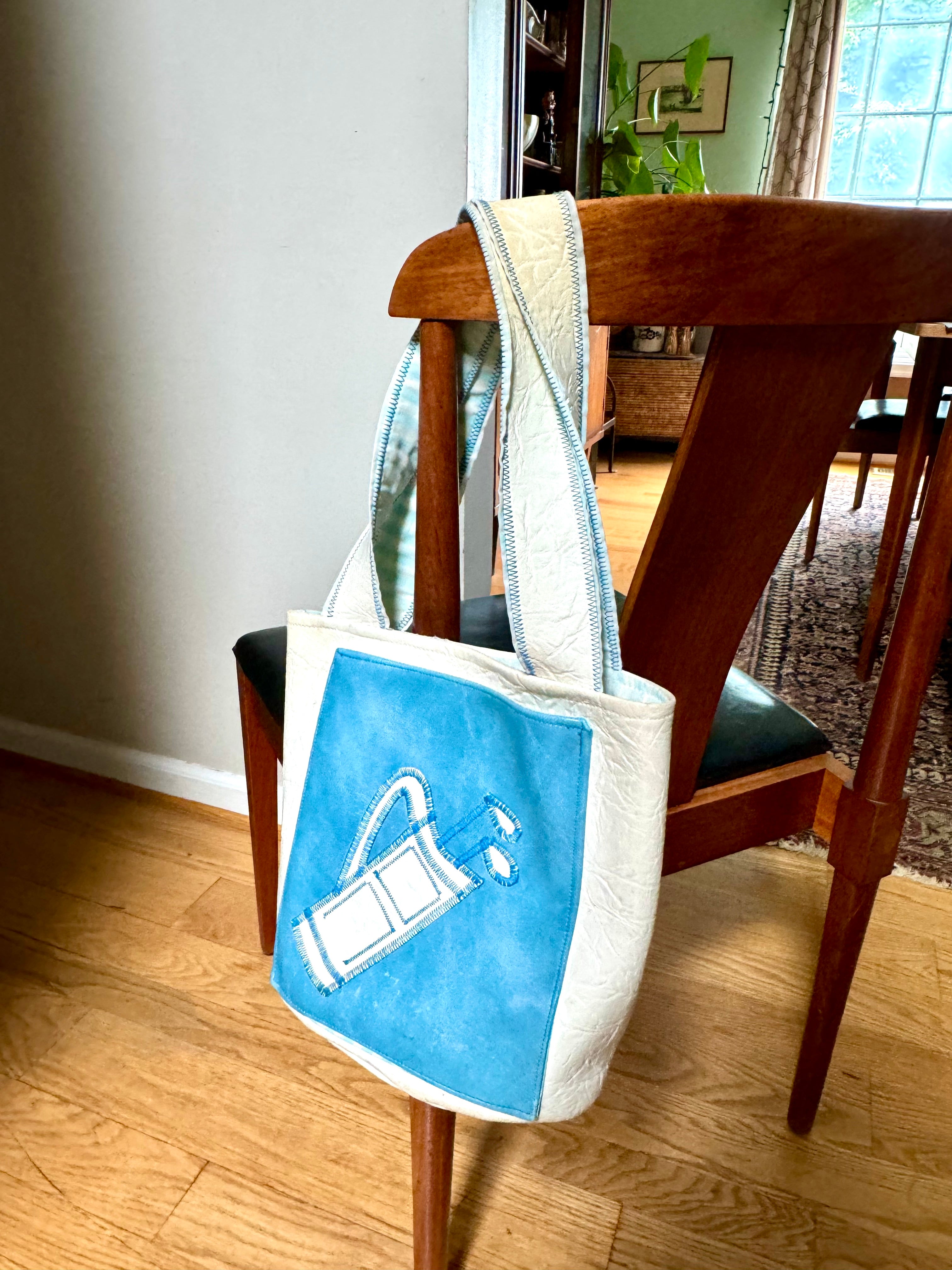 Vintage White Golf Themed Handbag | Handmade Golfing Bag | Blue Golf Purse | Golfer Gift | Golf Themed Purse  | Textured Vinyl Golf Handbag