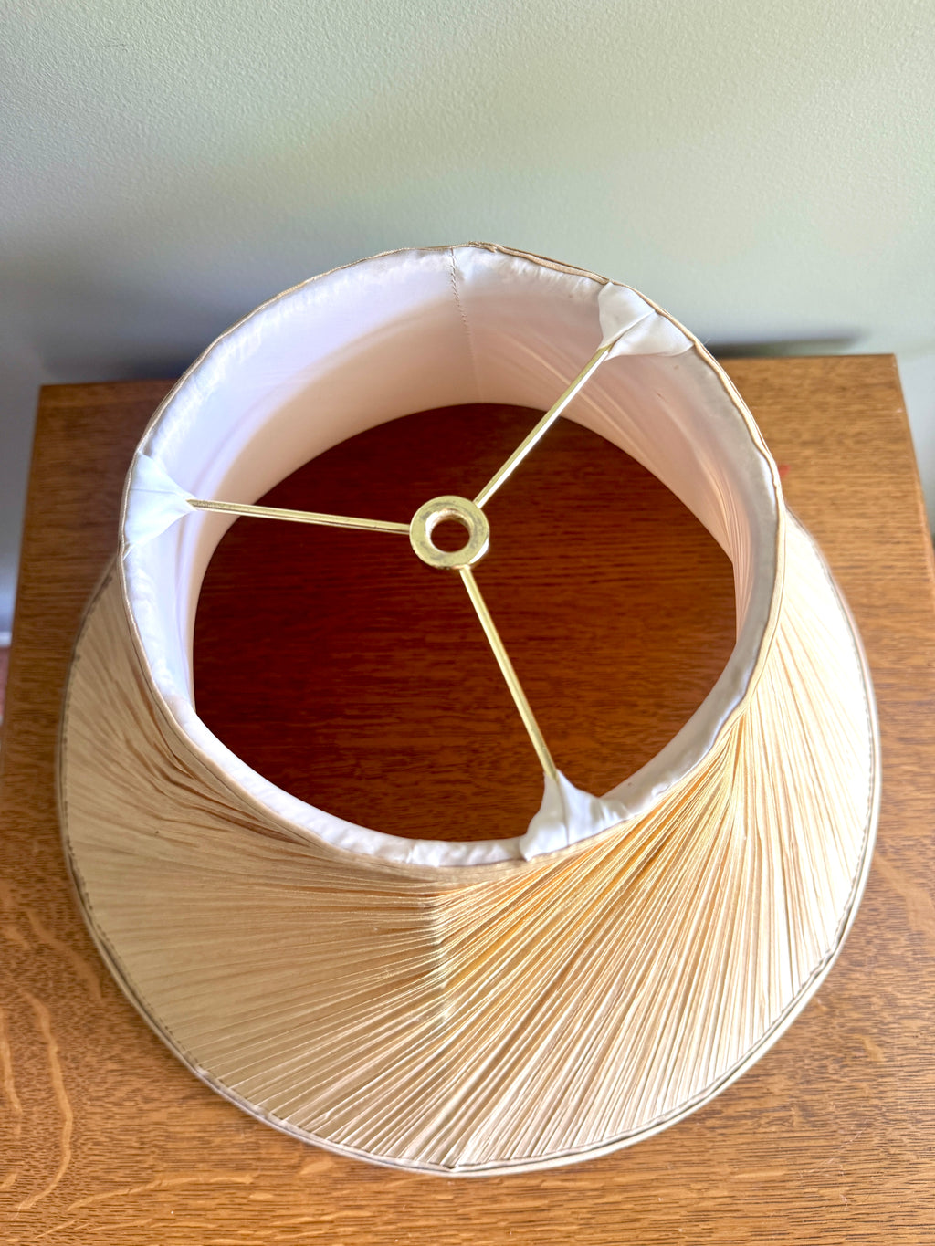 Vtg Twisted Linen Bell Lamp Shade ~ Tan Twisted Pleaded Cloth Lamp Shade 18"x 11 1/2"x 7"
