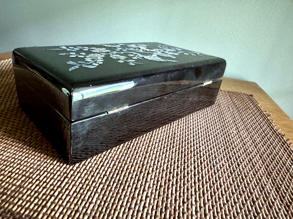 Vtg Asian Black Lacquer Inlay Mother of Pearl Style Bird Scene Jewelry Box