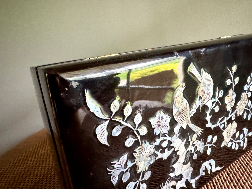 Vtg Asian Black Lacquer Inlay Mother of Pearl Style Bird Scene Jewelry Box