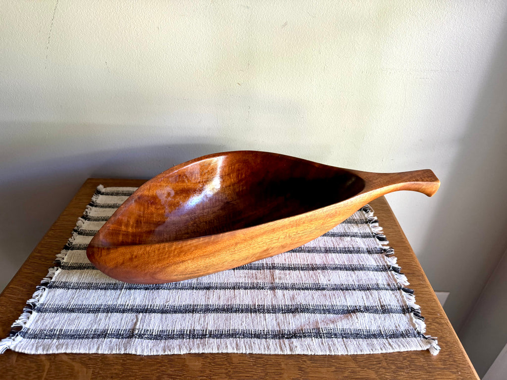 Vintage Taverneau Wood Carved Serving Bowl | Hand Carved Taverneau Bowl | Wood Centerpiece Bowl | Leaf Shaped Wooden Bowl | MCM Serving Bowl