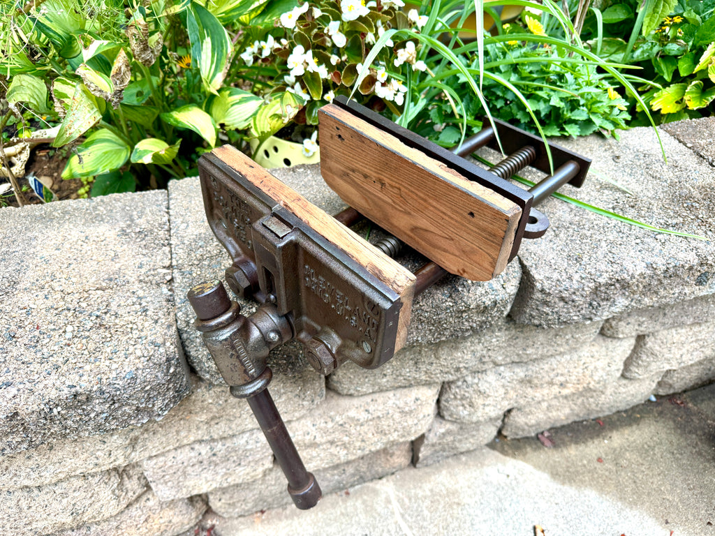 Vtg The Columbian Vise MFG & Co. 10RL Woodworking Vise ~ Cast Iron Quick Release Wood Working Vise