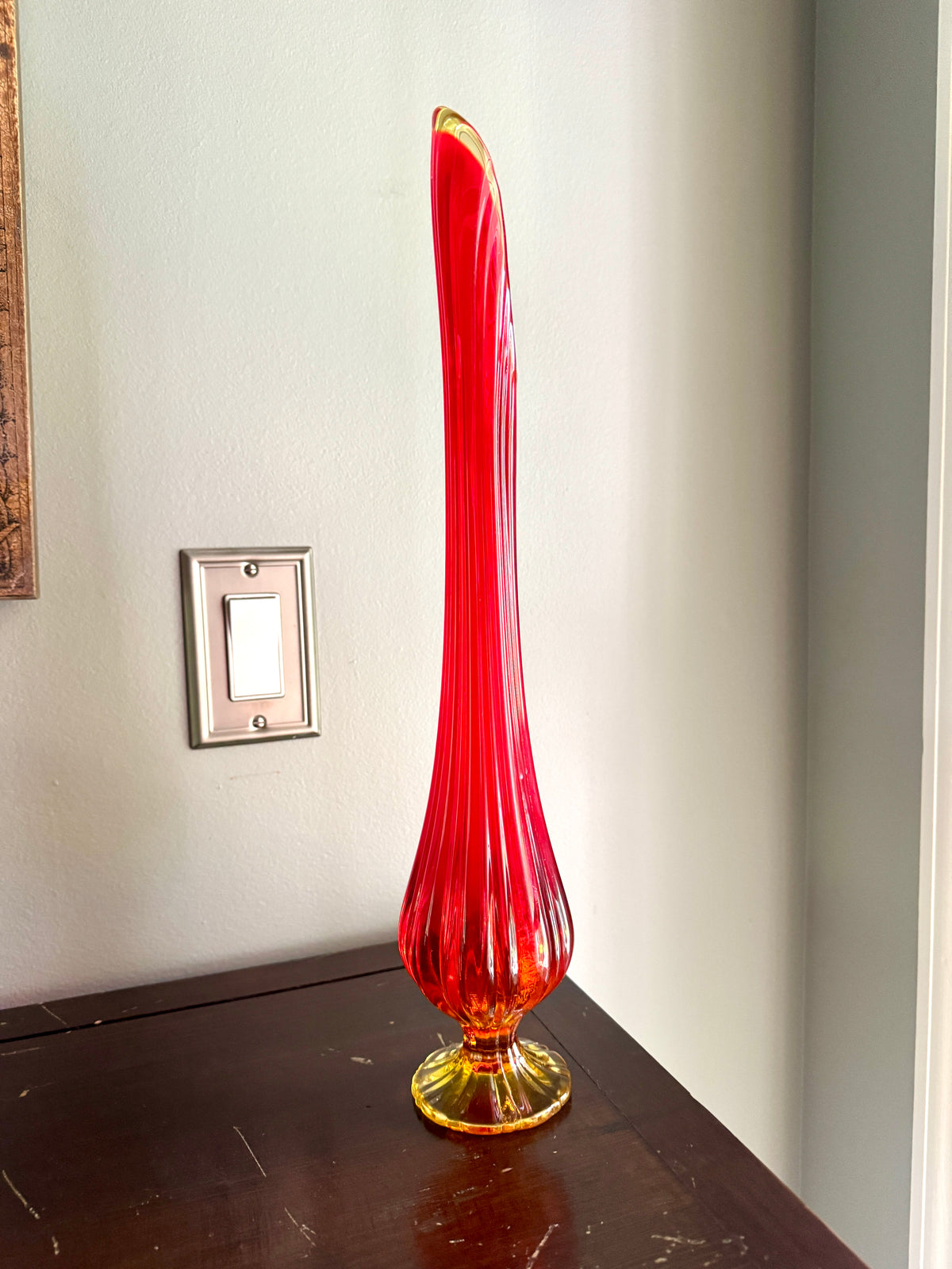 Vtg Mid Century Modern L.E. Smith Amberina Swung Vase Pedestal 17" ~ MCM Swung Glass Vase