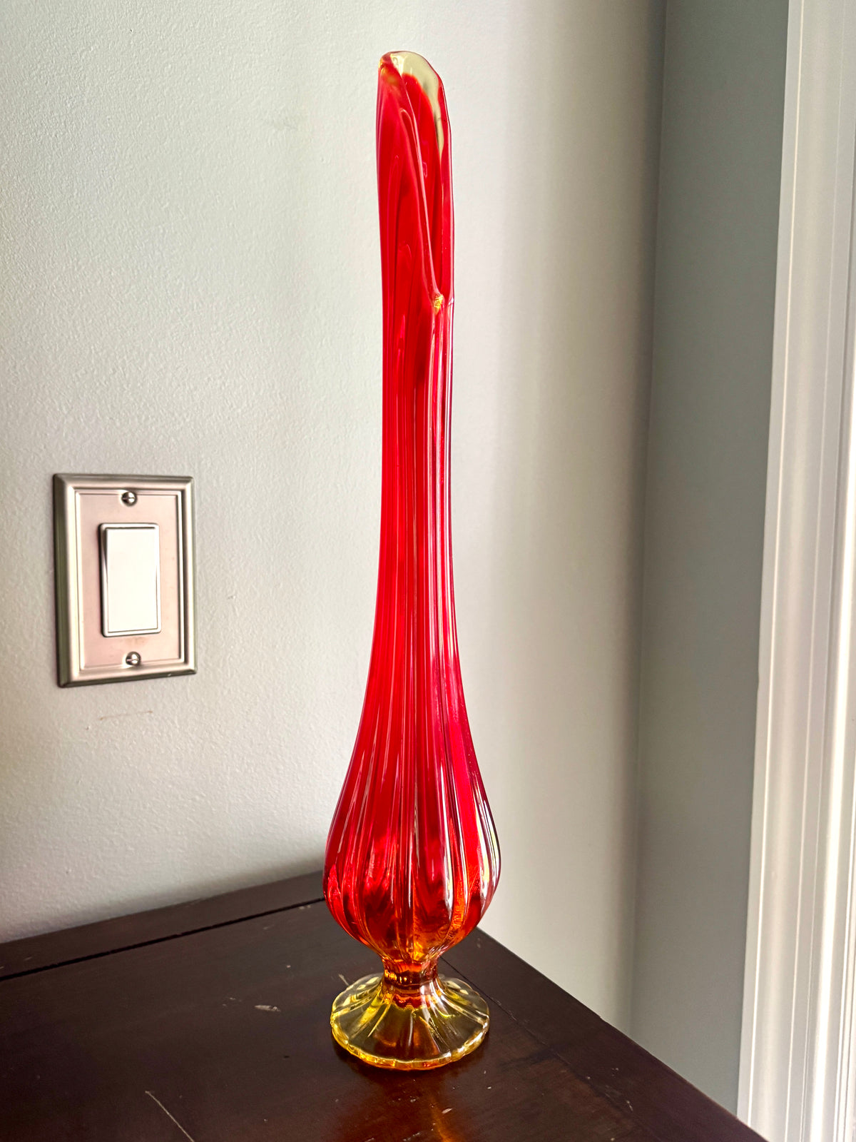 Vtg Mid Century Modern L.E. Smith Amberina Swung Vase Pedestal 17" ~ MCM Swung Glass Vase