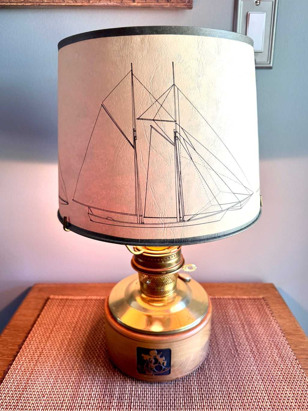 Vtg Aladdin Model 23 Mariner Converted Shelf Kerosine Lamp ~ Maritime Aladdin Model 23 Electric Lamp